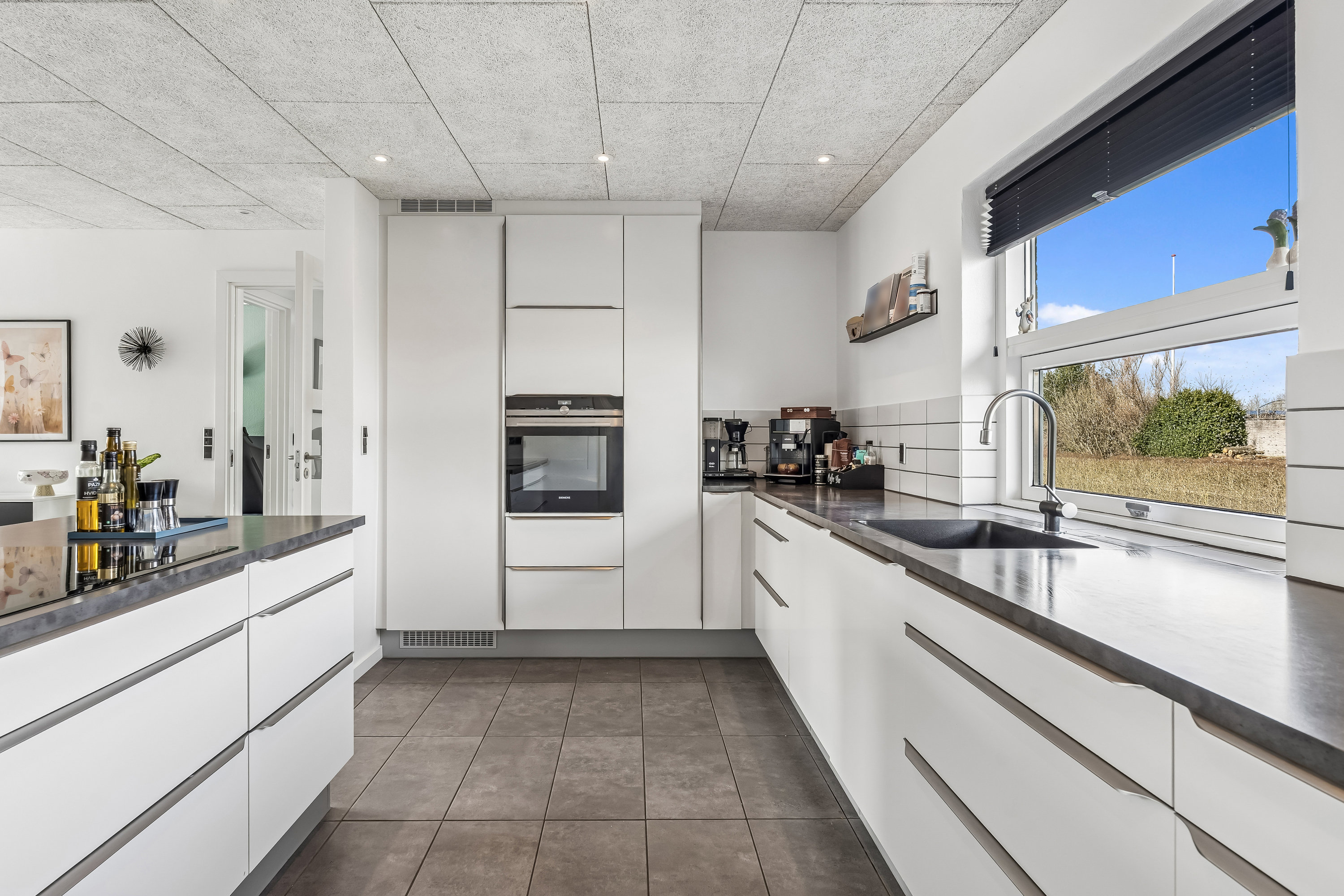 Fremhævet køkken billede i fuldskærmstilstand. Billede af Ingemannsvej 1, 8723 Løsning