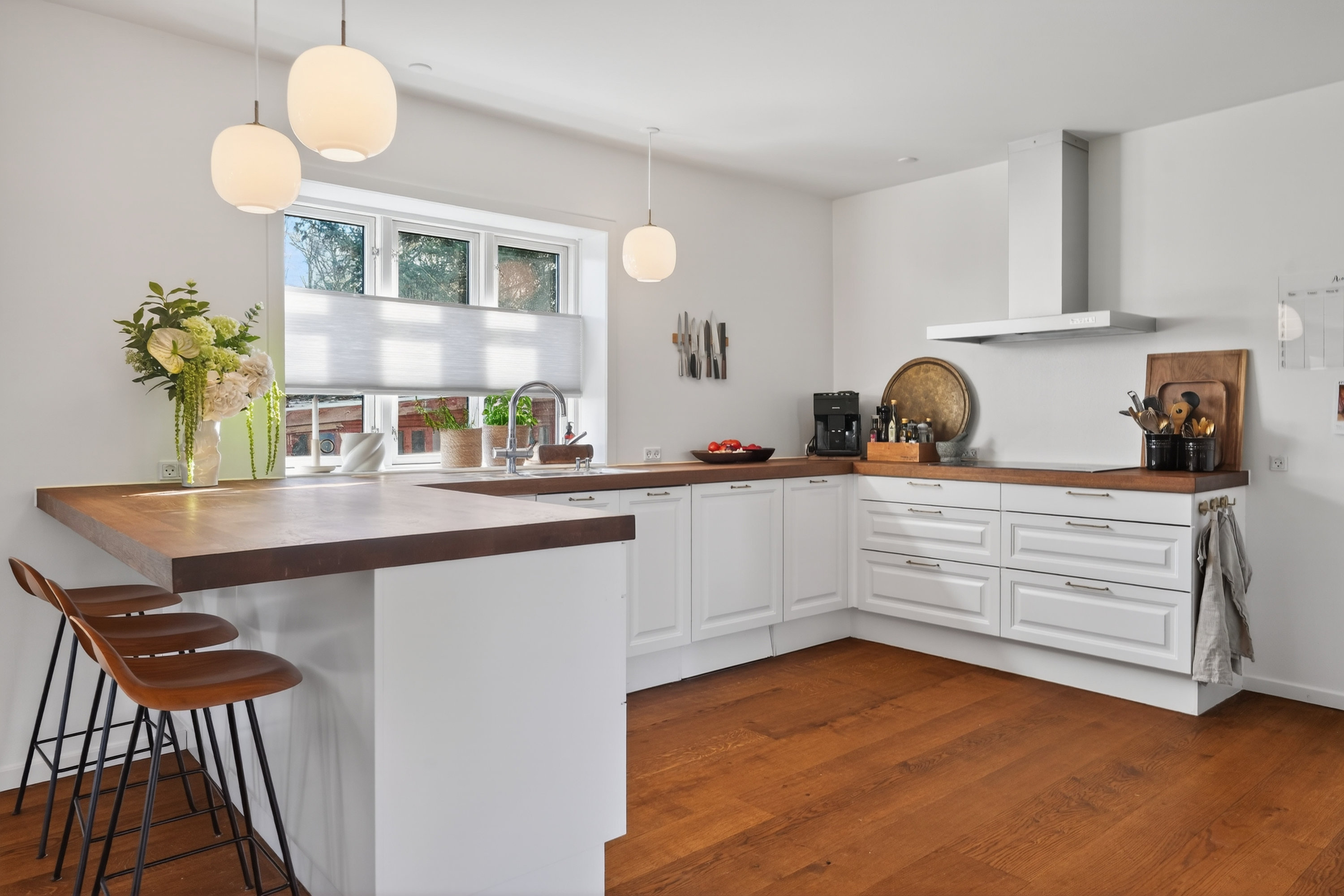 Fremhævet køkken billede i fuldskærmstilstand. Billede af Harløsevej 280, 3400 Hillerød