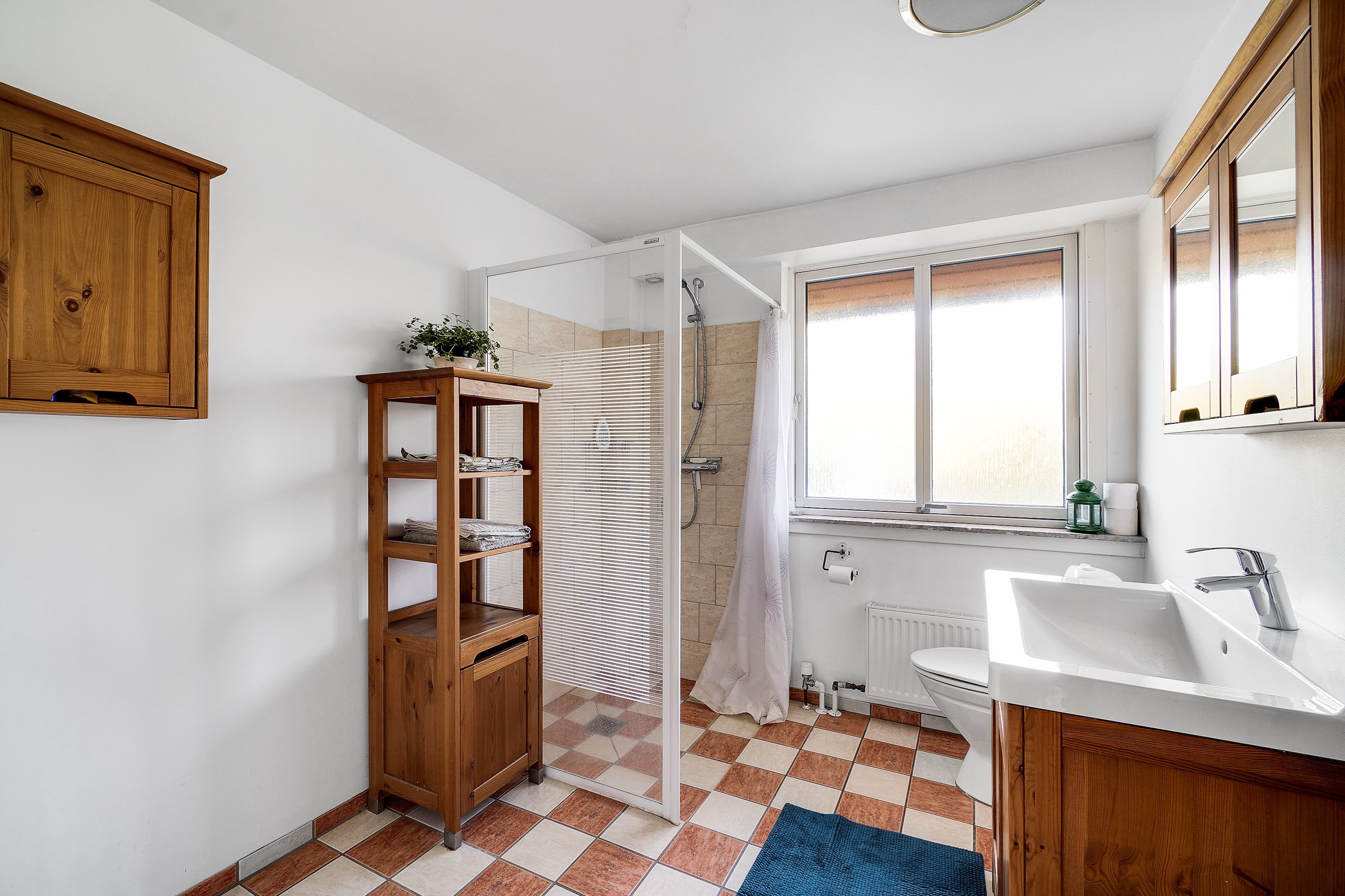 Fremhævet  billede i fuldskærmstilstand. Billede af Ludvig Holsteins Alle 67, 2750 Ballerup