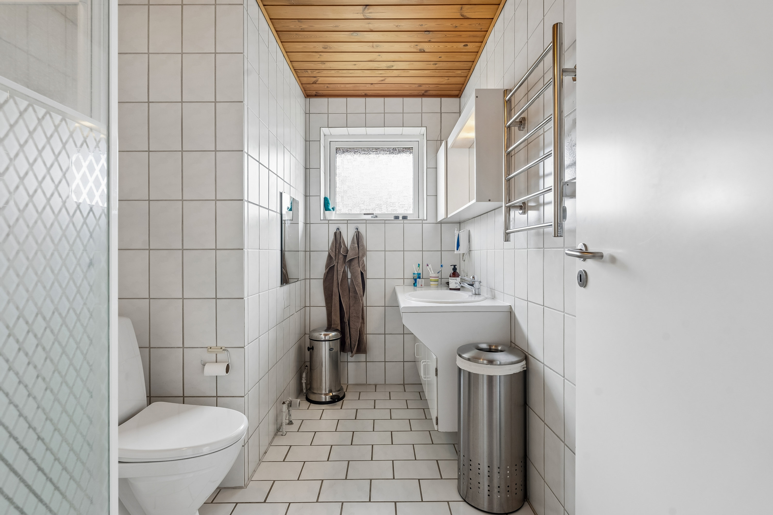 Fremhævet badeværelse billede i fuldskærmstilstand. Billede af Rørkærvej 50, 8722 Hedensted