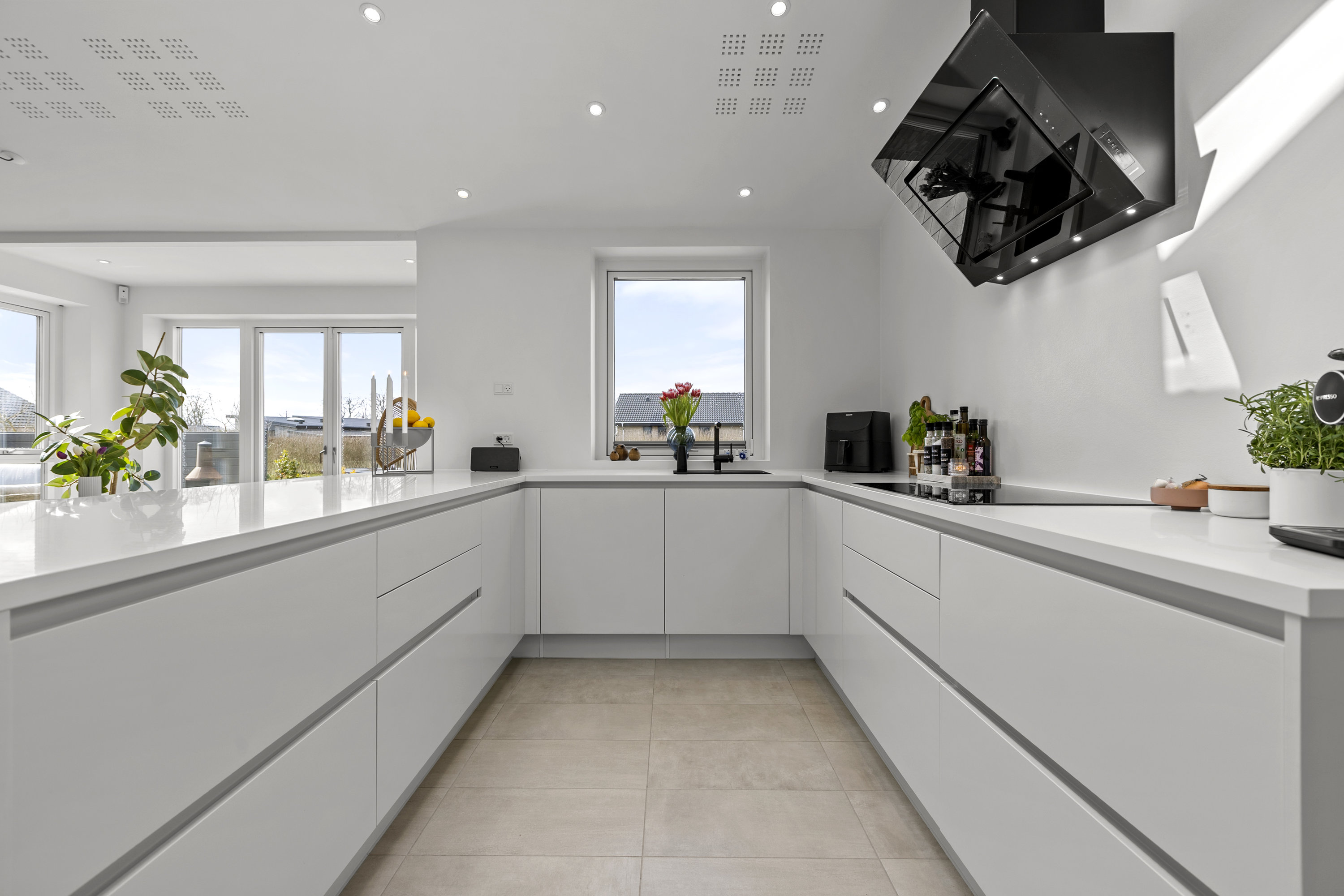 Fremhævet køkken billede i fuldskærmstilstand. Billede af Kæret 22, Benløse, 4100 Ringsted