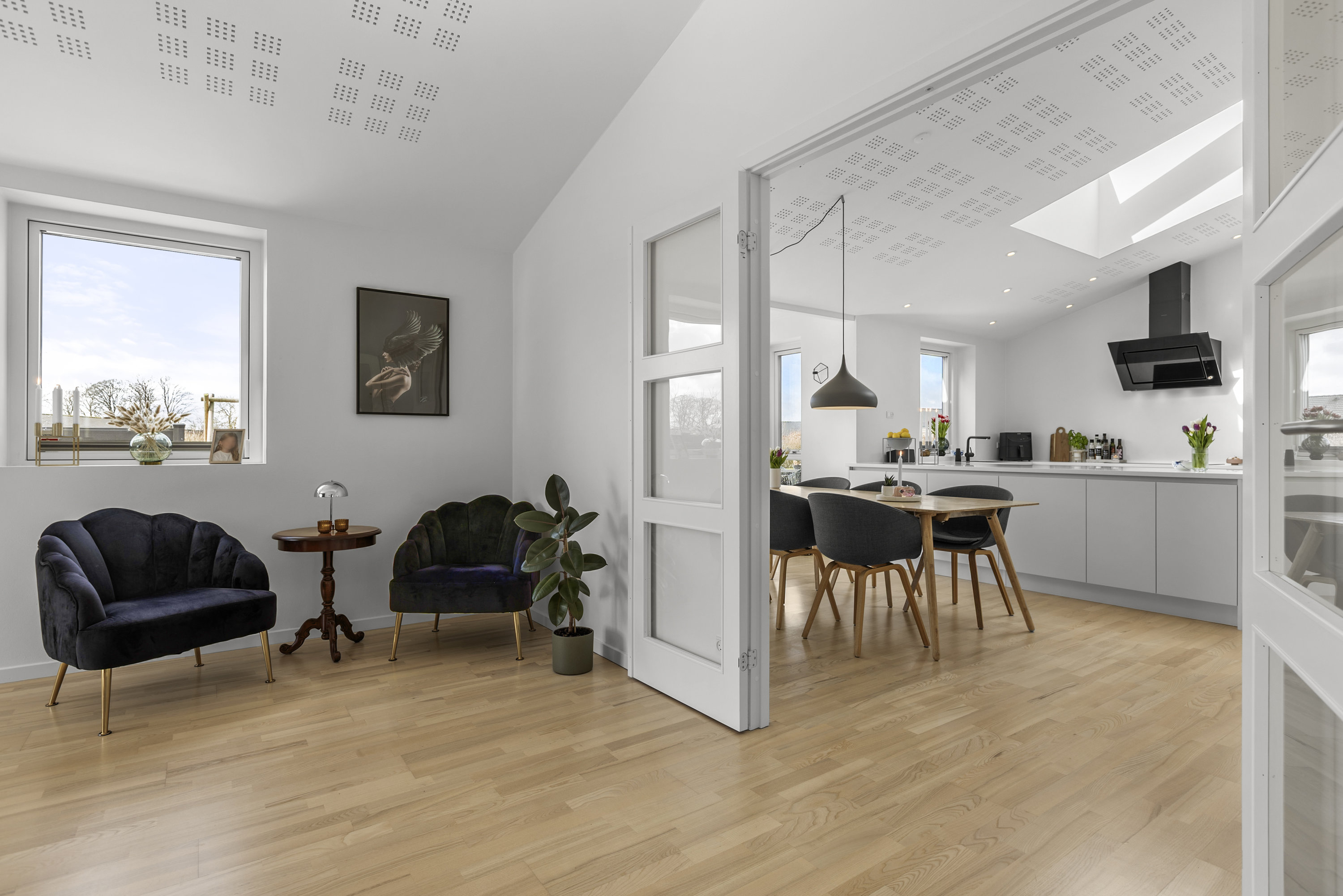 Fremhævet stue billede i fuldskærmstilstand. Billede af Kæret 22, Benløse, 4100 Ringsted