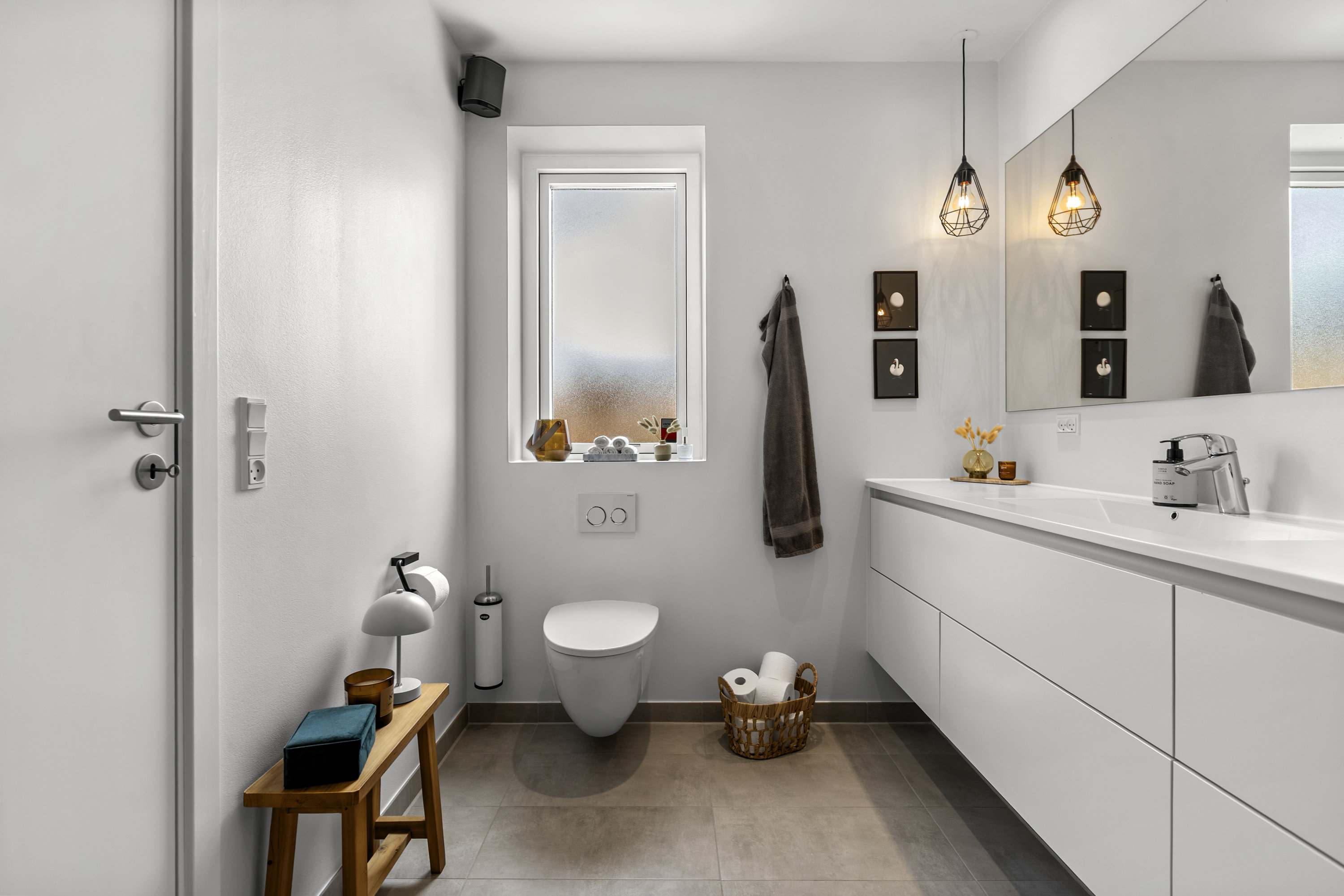 Fremhævet badeværelse billede i fuldskærmstilstand. Billede af Kæret 22, Benløse, 4100 Ringsted