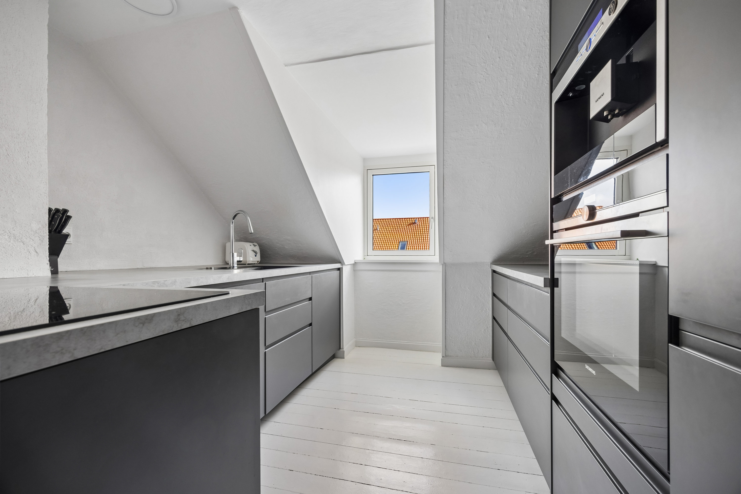 Fremhævet køkken billede i fuldskærmstilstand. Billede af Vestre Fjordvej 34, 4. th., 9000 Aalborg