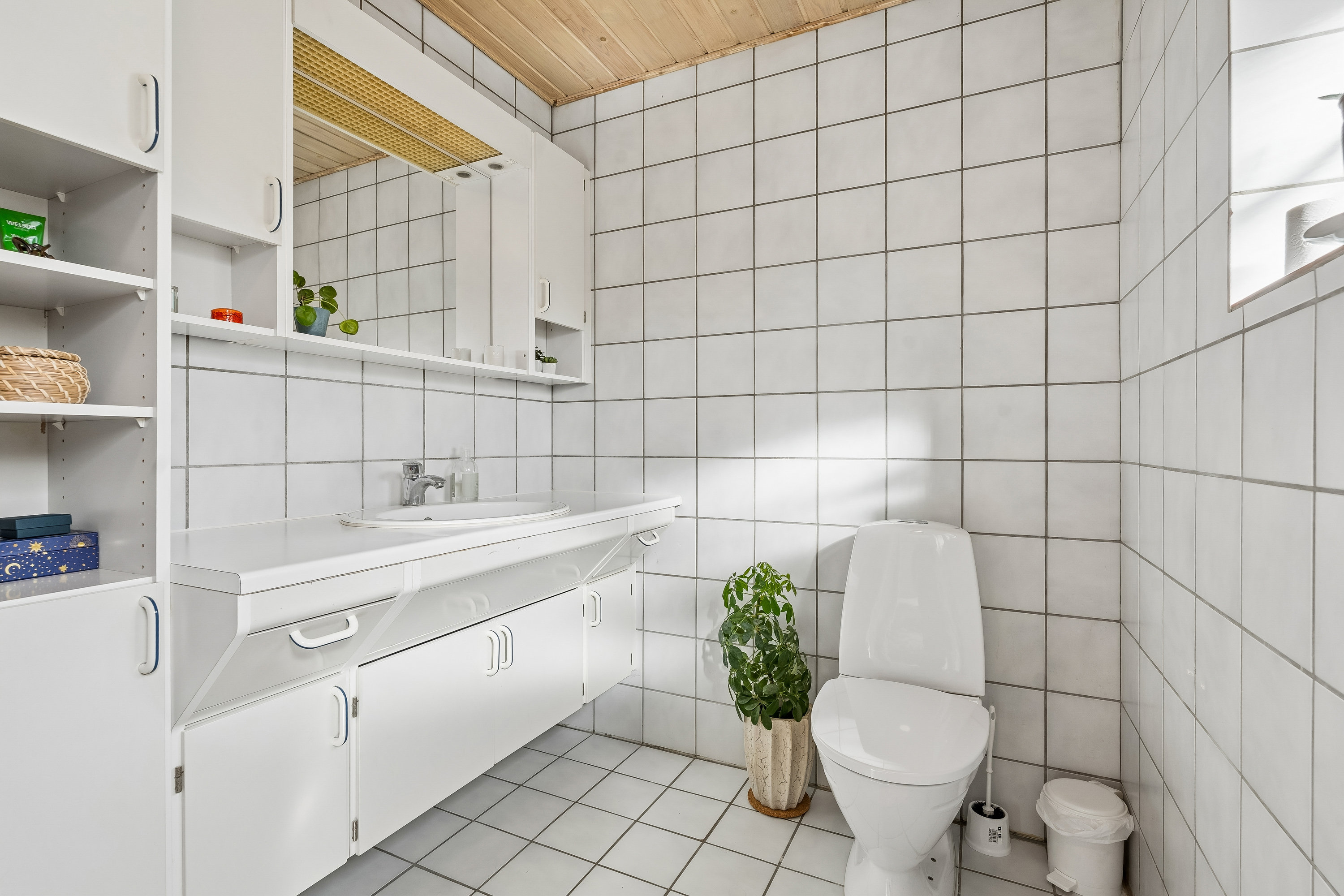 Fremhævet badeværelse billede i fuldskærmstilstand. Billede af Tranevej 105, 8721 Daugård