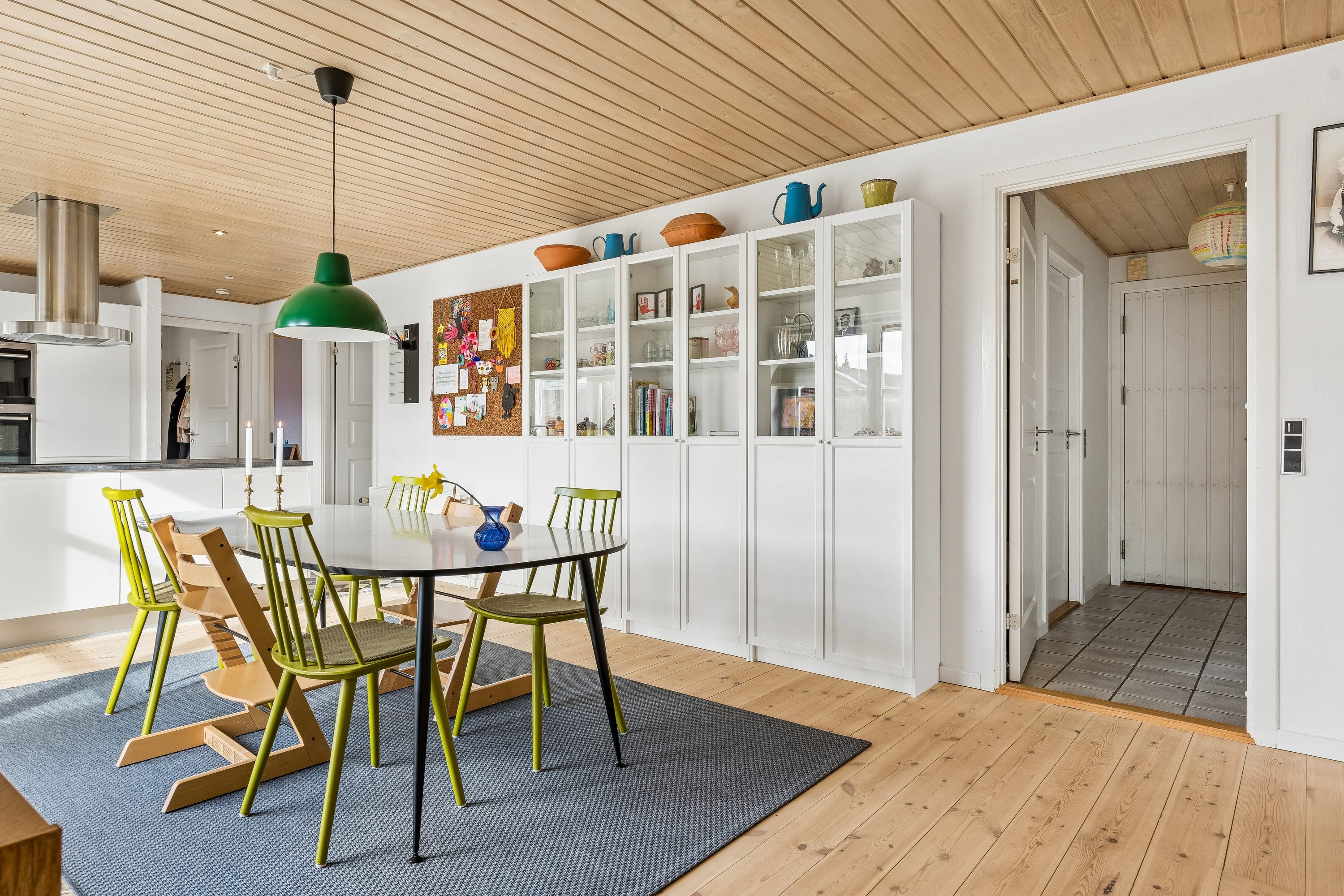 Fremhævet spisestue/alrum billede i fuldskærmstilstand. Billede af Tranevej 105, 8721 Daugård