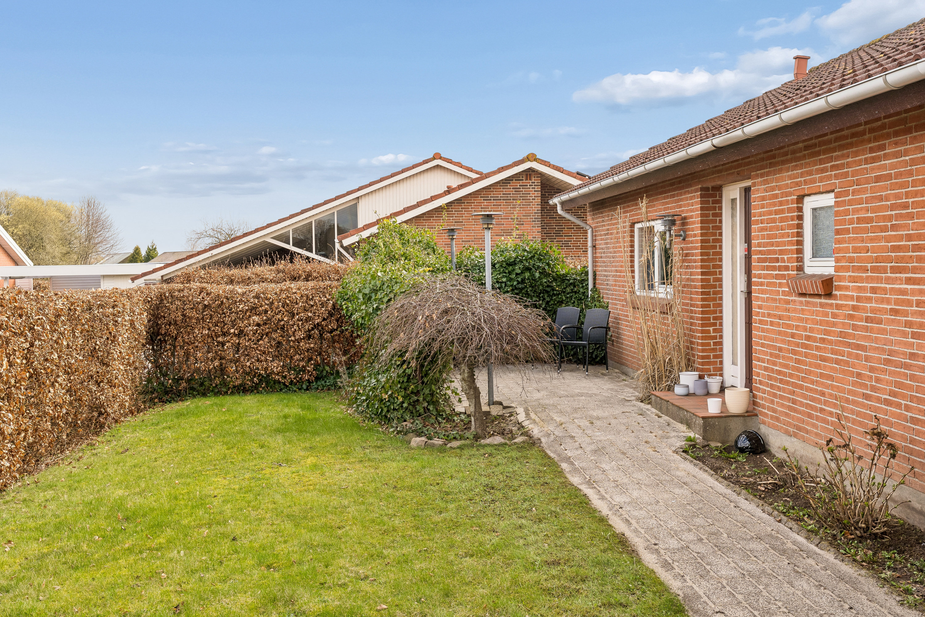 Fremhævet indgangsparti billede i fuldskærmstilstand. Billede af Tranevej 105, 8721 Daugård