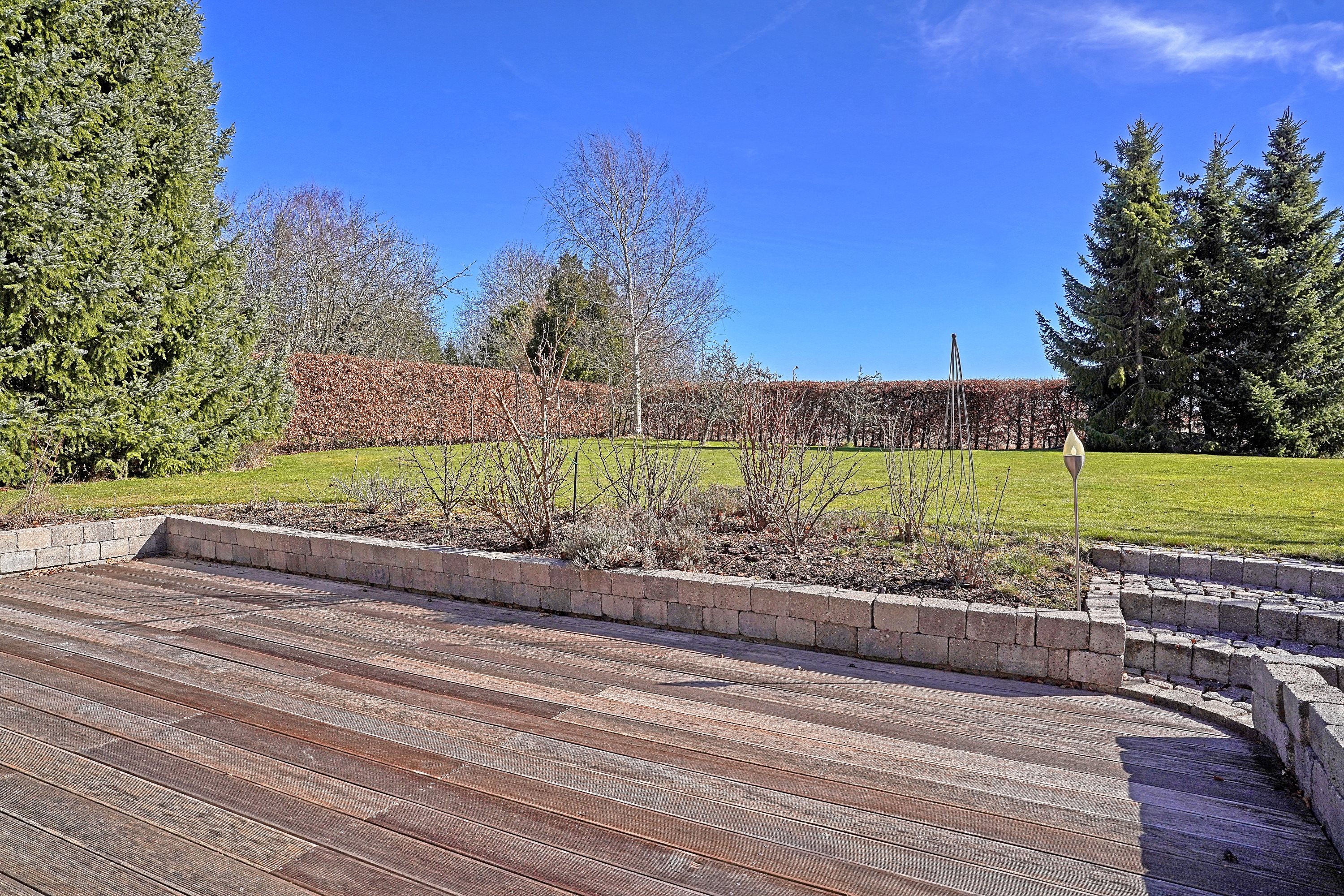 Fremhævet terrasse billede i fuldskærmstilstand. Billede af Plejeltvej 10C, Plejelt, 3230 Græsted