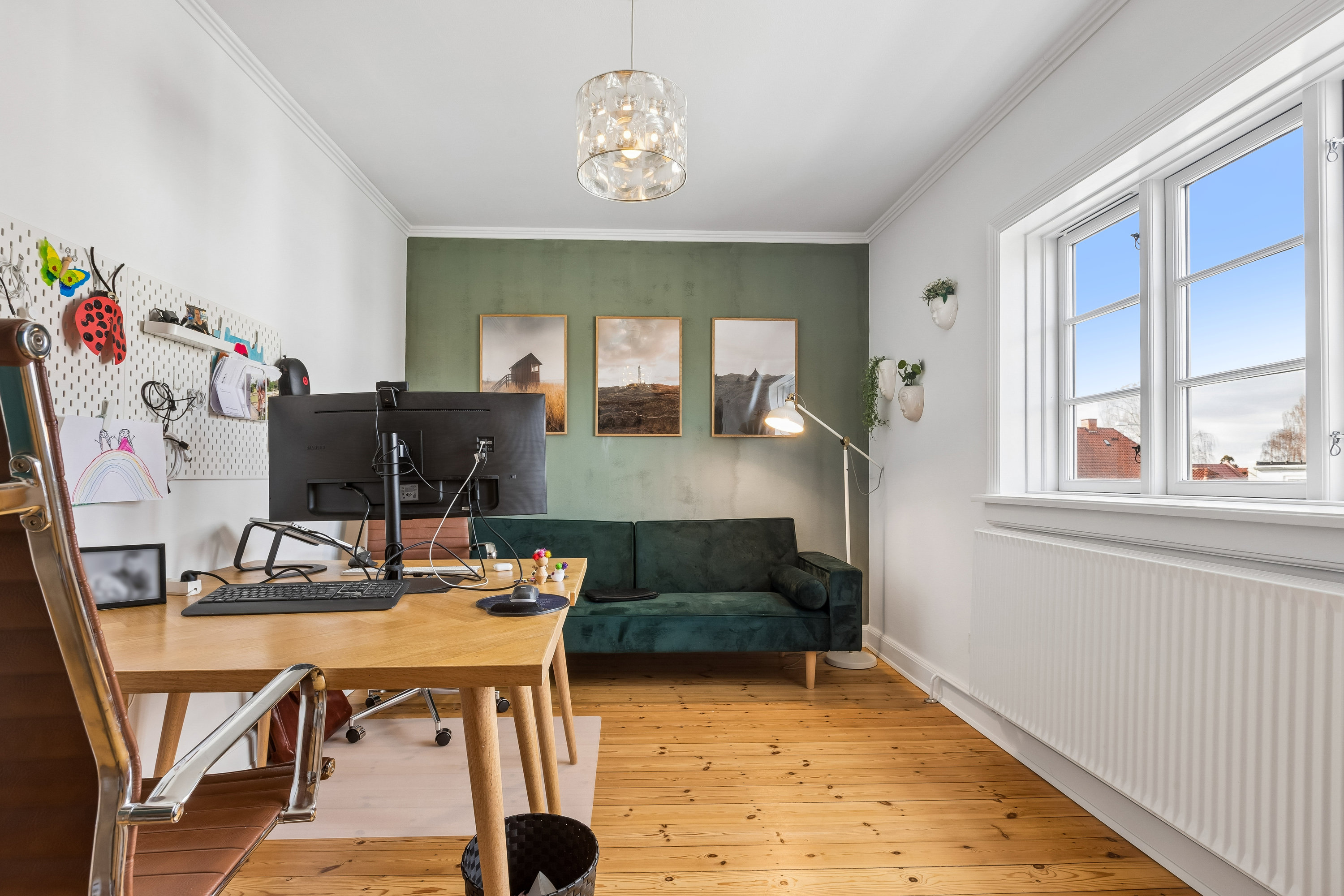 Fremhævet stue billede i fuldskærmstilstand. Billede af Saltværksvej 151, 2770 Kastrup