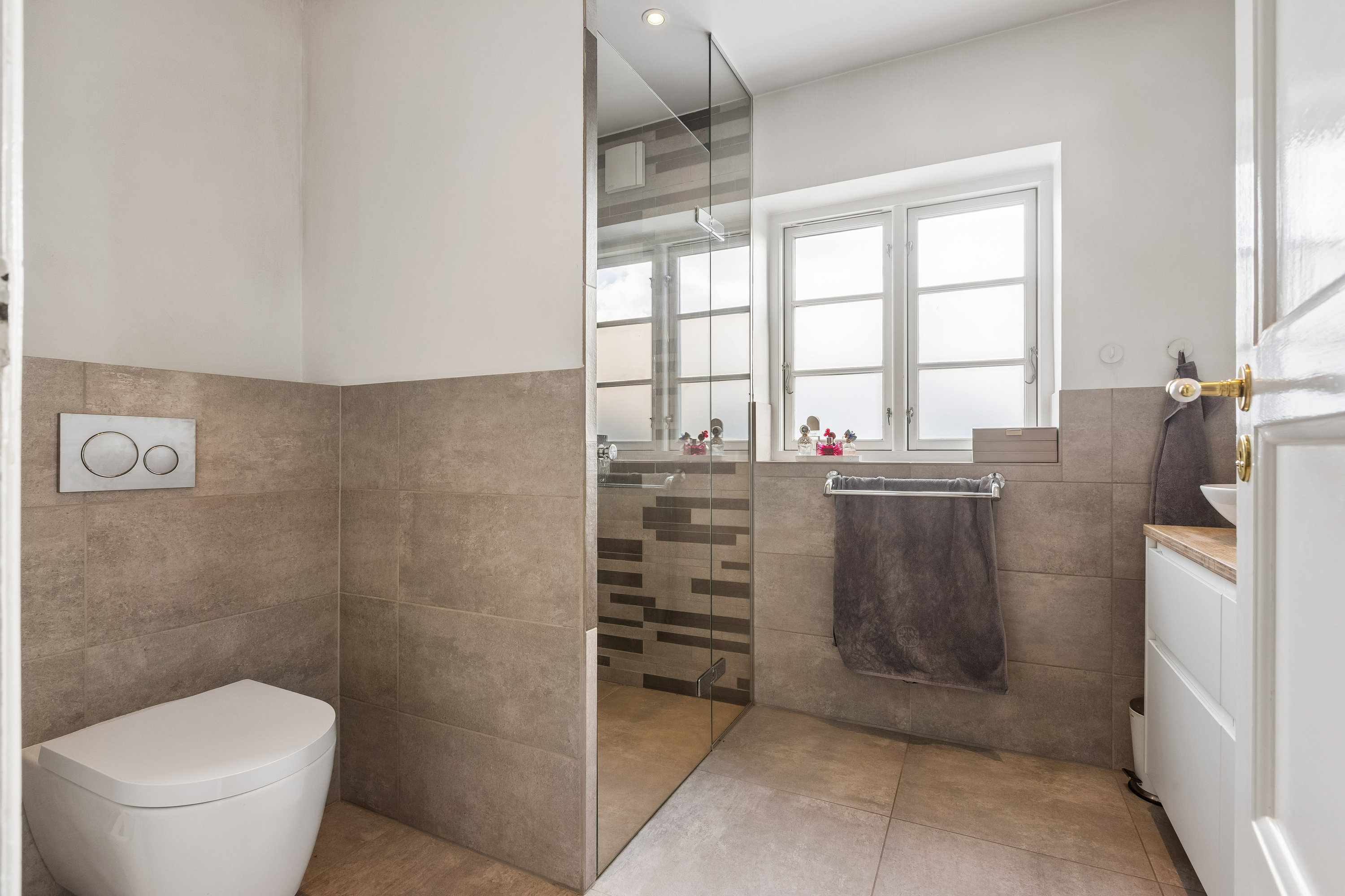 Fremhævet badeværelse billede i fuldskærmstilstand. Billede af Saltværksvej 151, 2770 Kastrup