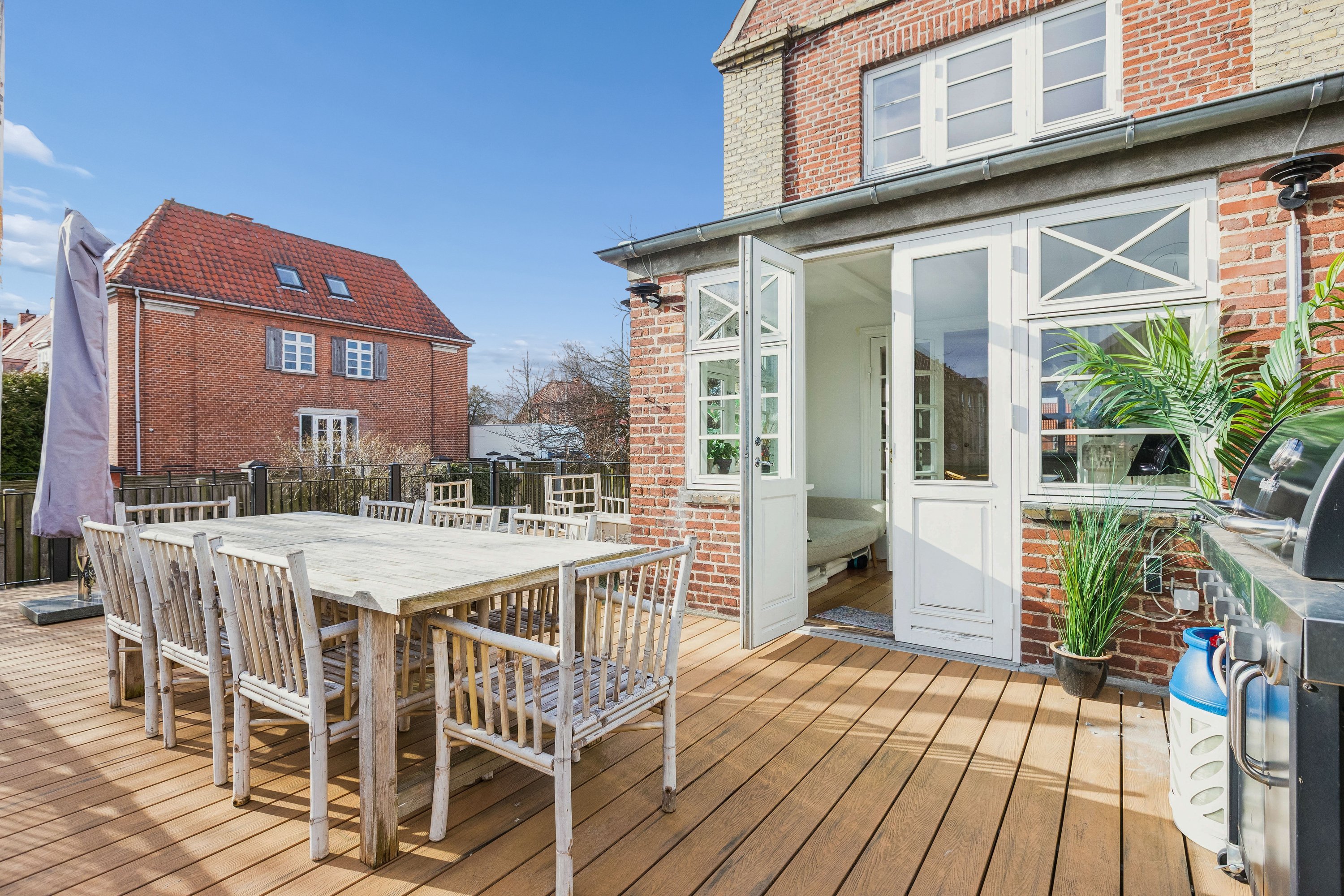 Fremhævet terrasse billede i fuldskærmstilstand. Billede af Saltværksvej 151, 2770 Kastrup