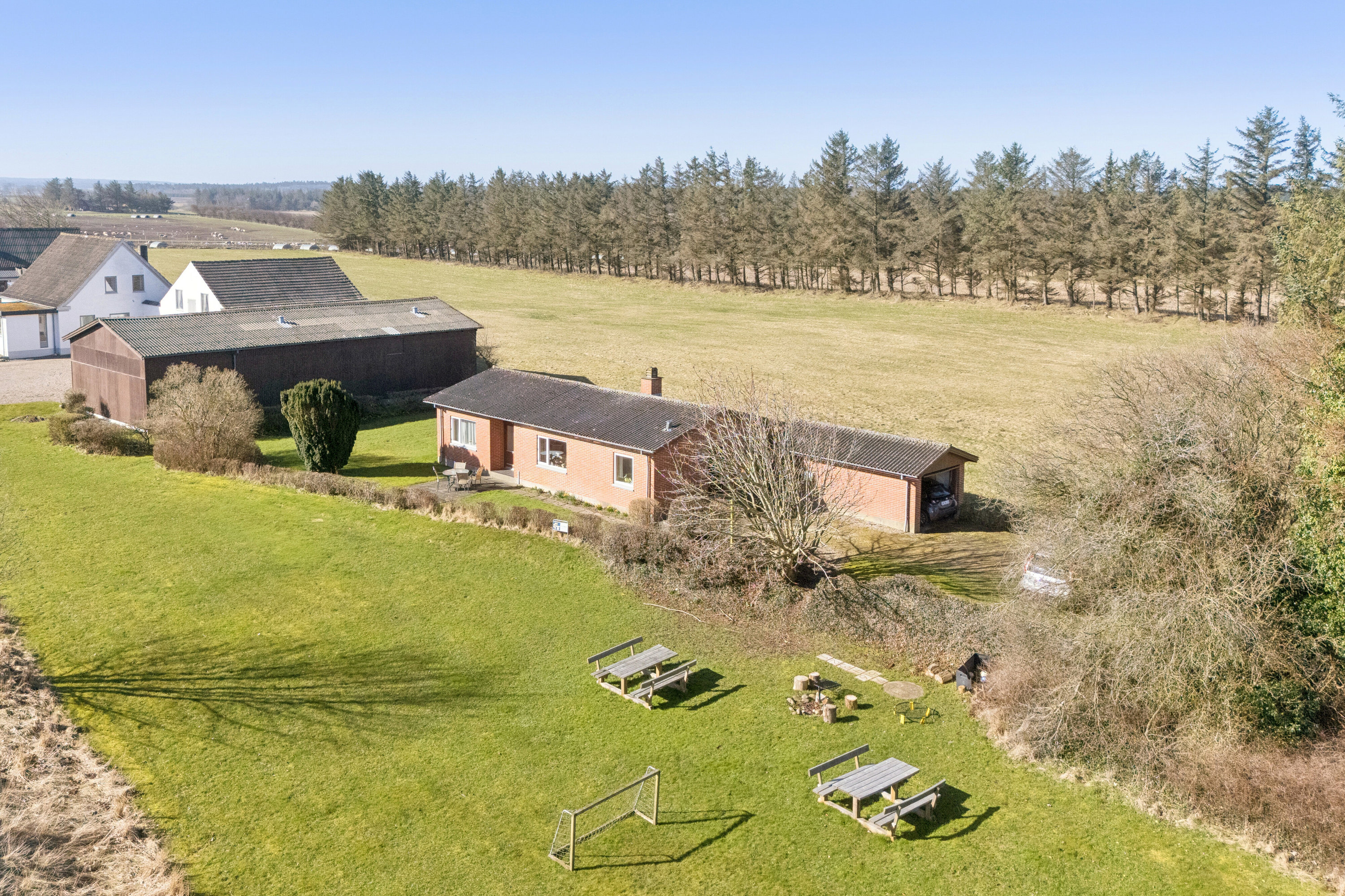 Fremhævet luftfoto billede i fuldskærmstilstand. Billede af Trapsandevej 57, Vang, 7700 Thisted