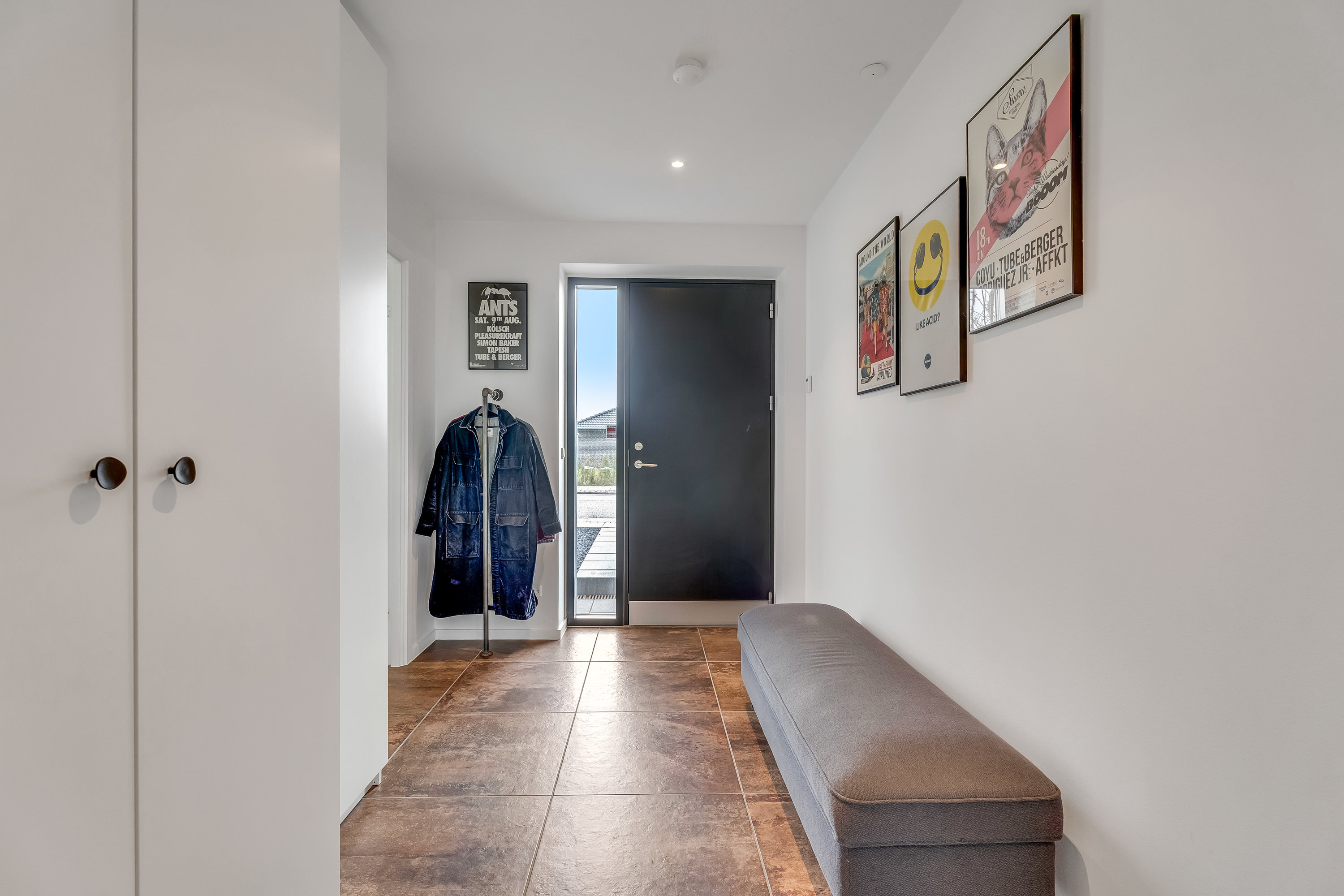 Miniaturebillede 1: entré. Billede af Anemonevænget 17, Nordbyen, 4800 Nykøbing F