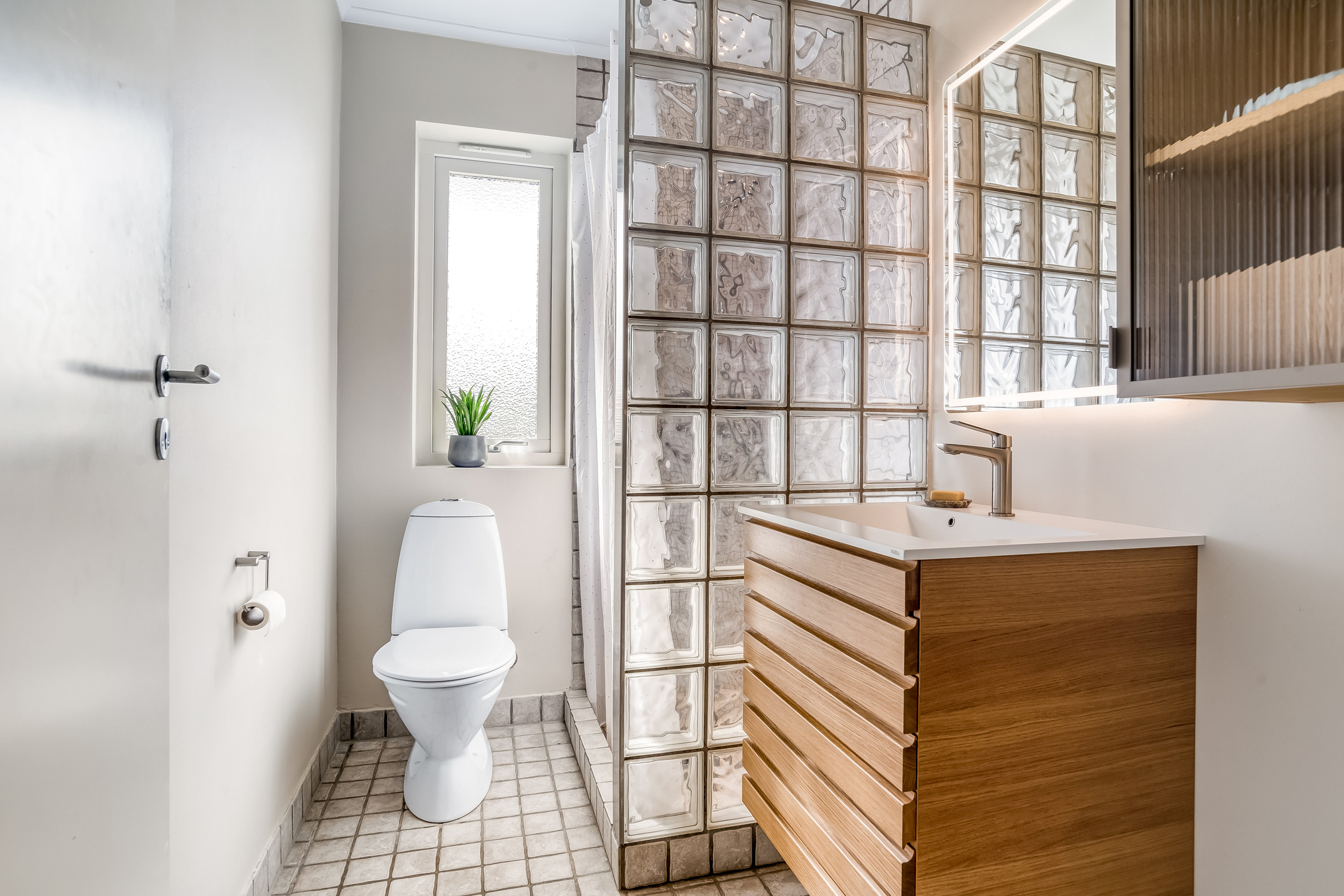 Fremhævet  billede i fuldskærmstilstand. Billede af Fløjlsgræsset 26, Mejrup, 7500 Holstebro