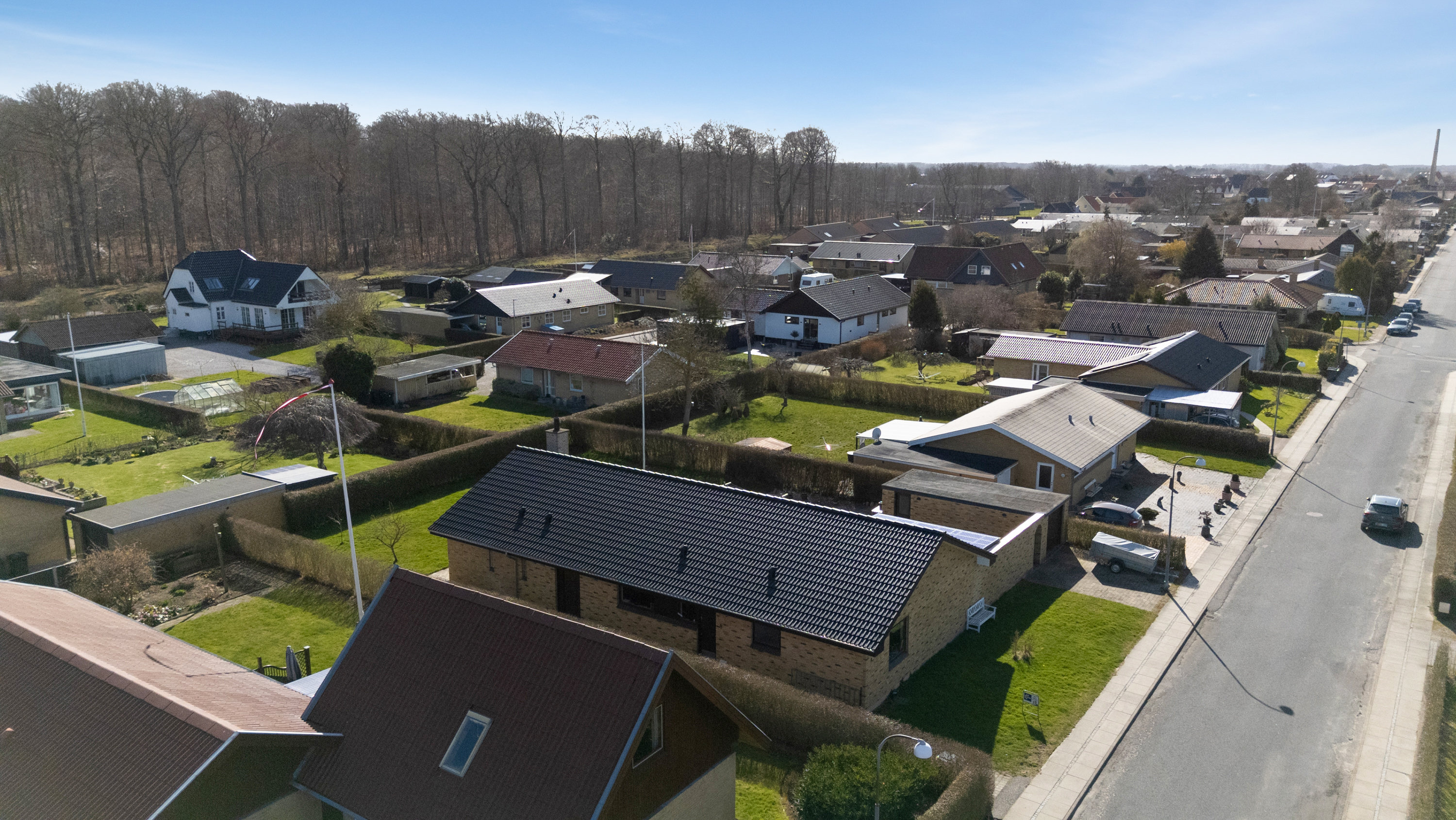 Fremhævet luftfoto billede i fuldskærmstilstand. Billede af Tjørnevej 8, 5400 Bogense