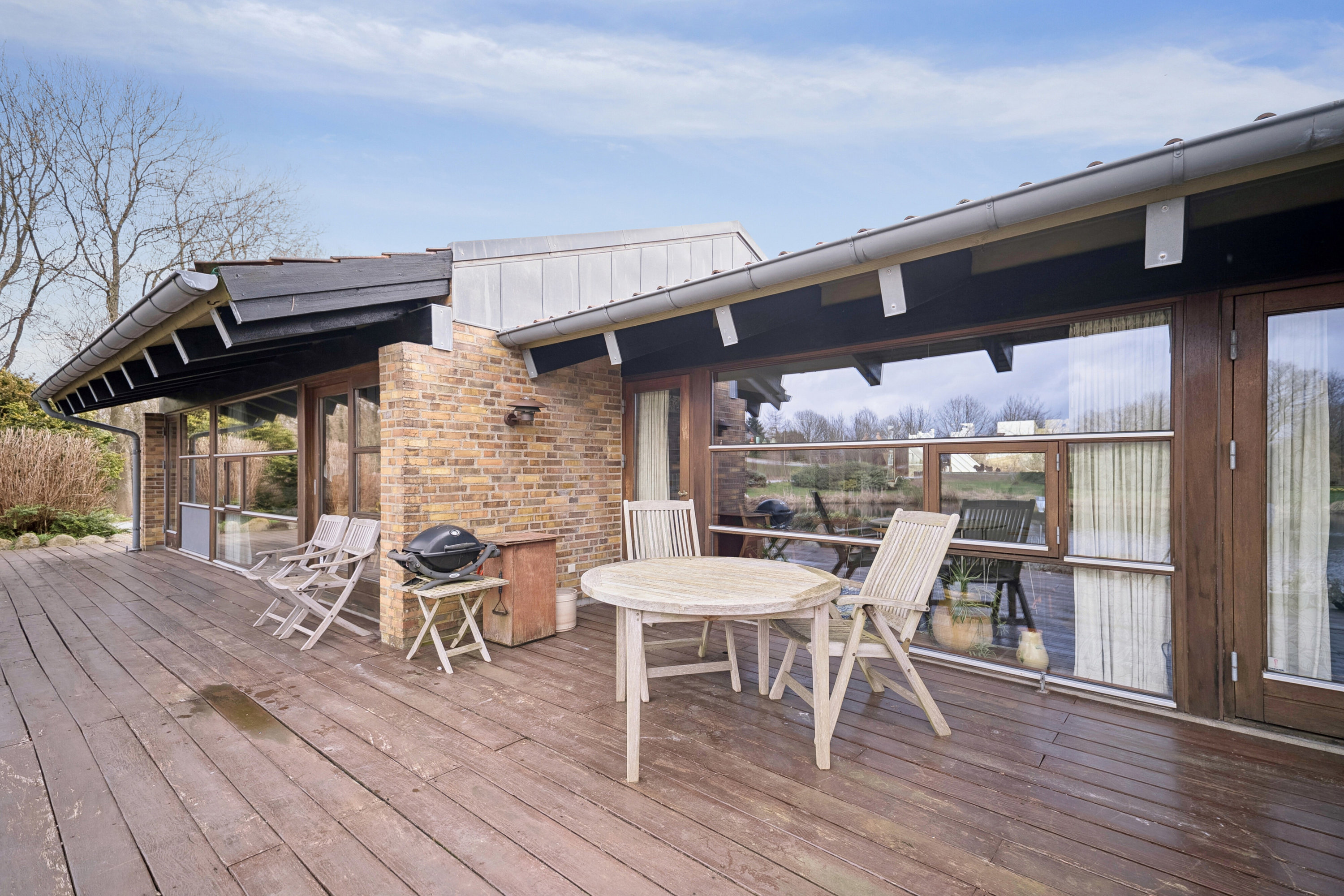 Fremhævet terrasse billede i fuldskærmstilstand. Billede af Syrenhaven 20, 6040 Egtved