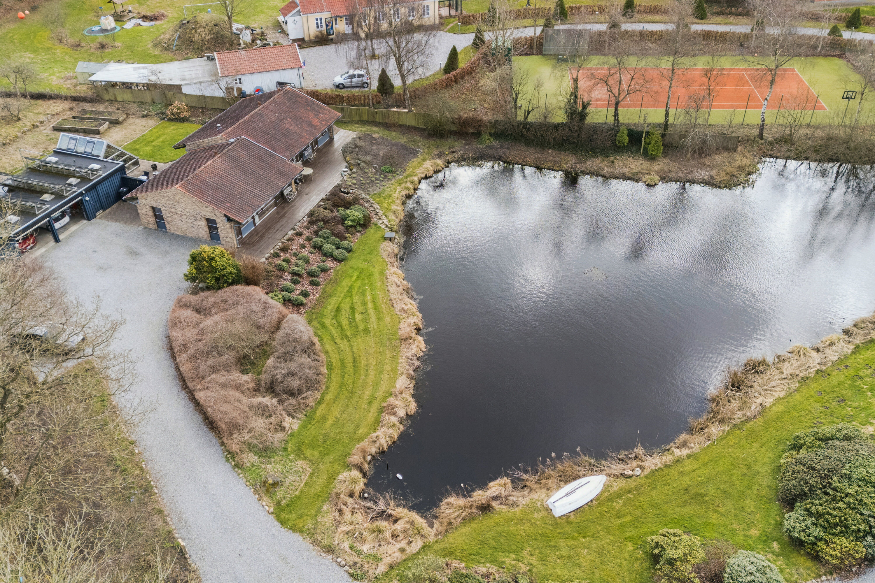 Fremhævet luftfoto billede i fuldskærmstilstand. Billede af Syrenhaven 20, 6040 Egtved