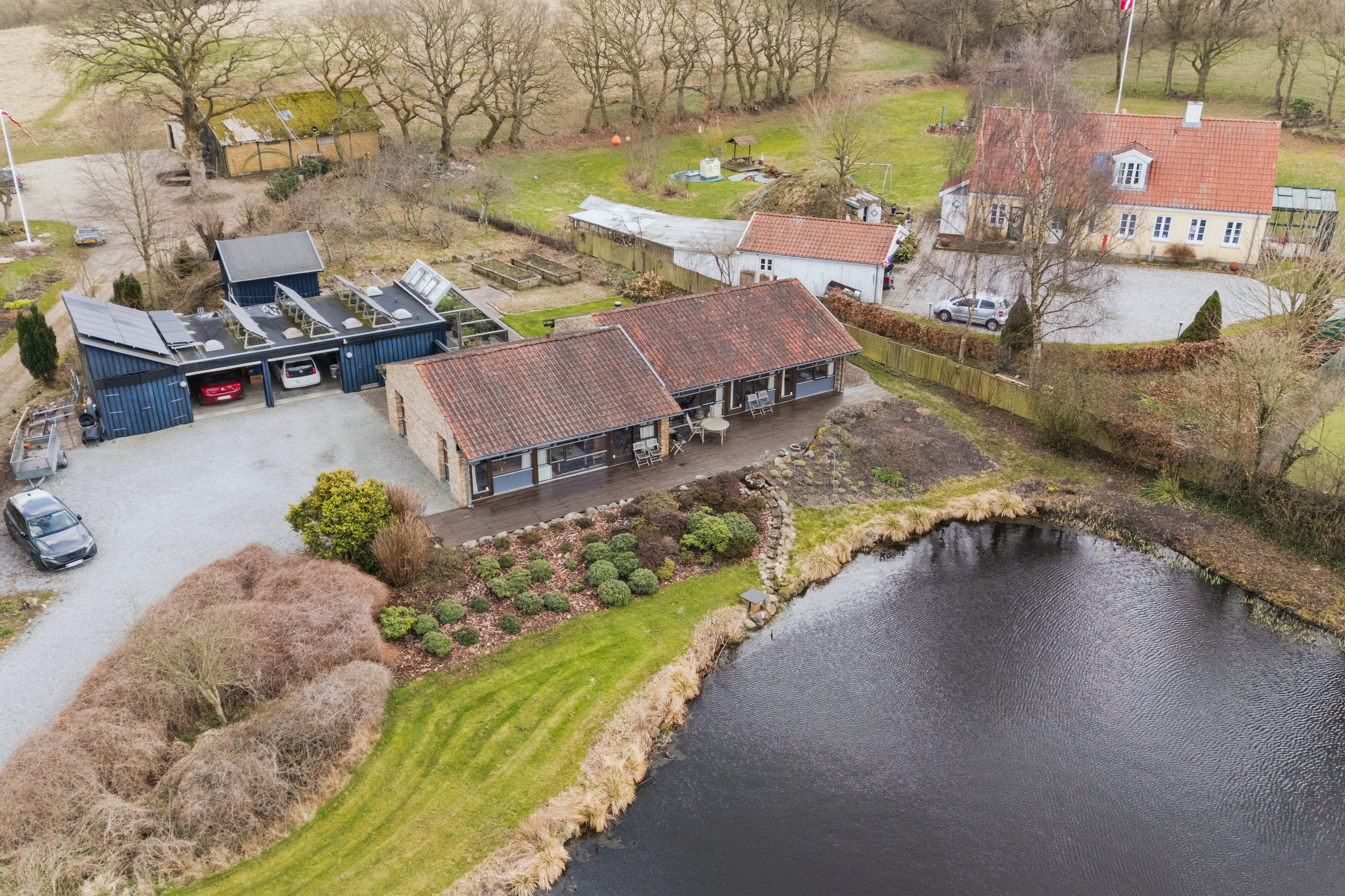 Fremhævet luftfoto billede i fuldskærmstilstand. Billede af Syrenhaven 20, 6040 Egtved