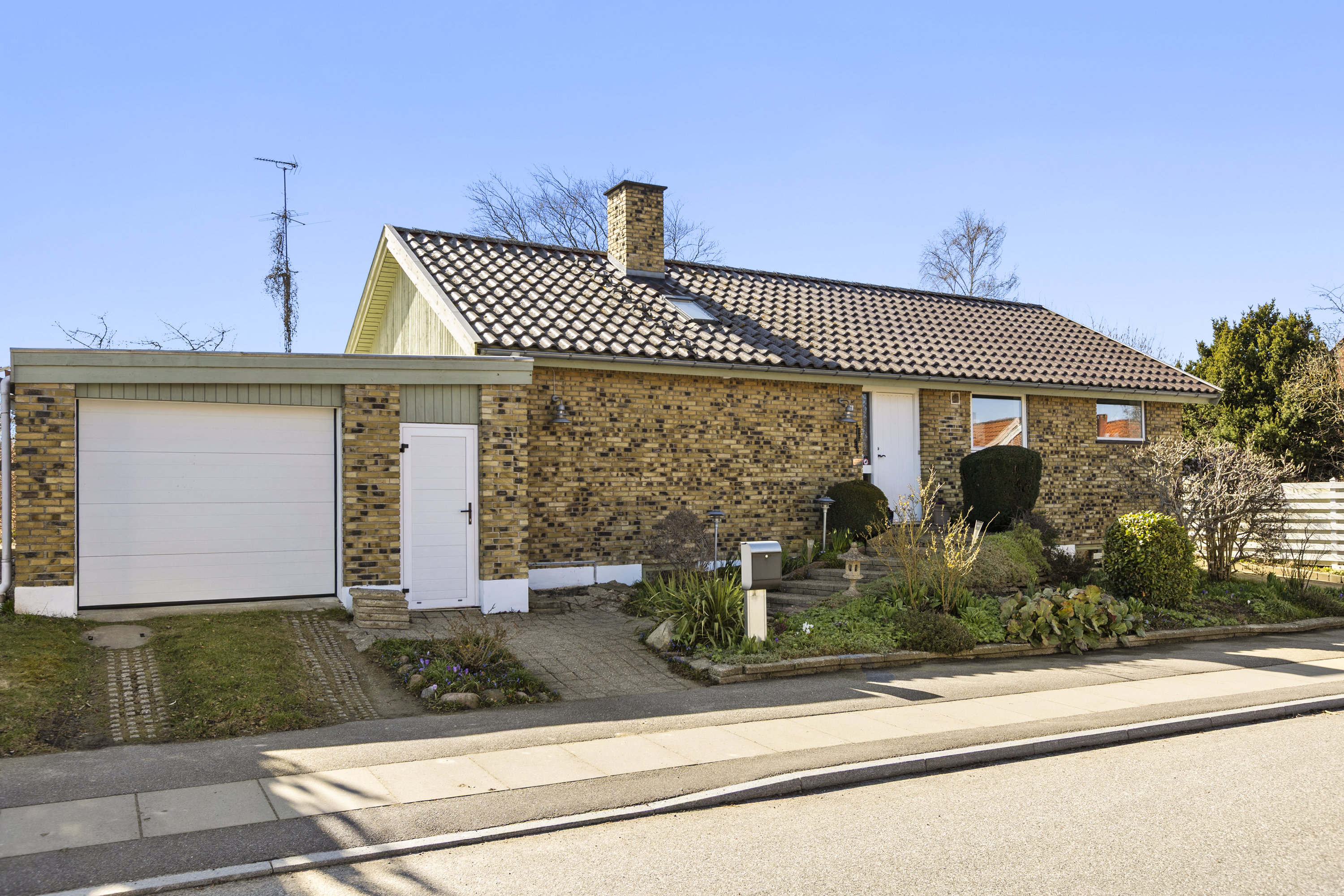 Miniaturebillede 1: ejendommen. Billede af Dronning Sofies Vej 107, 4000 Roskilde