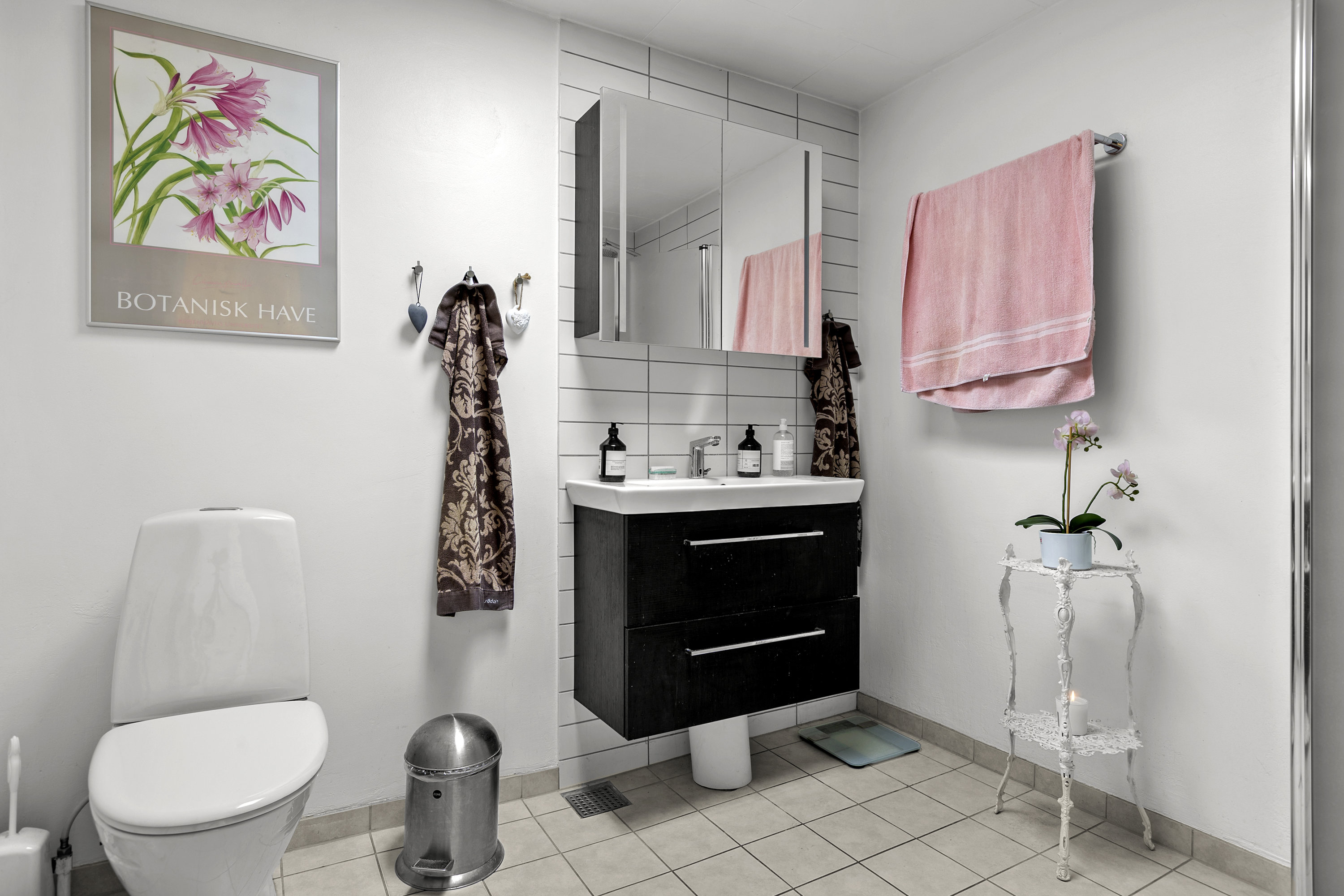 Fremhævet badeværelse billede i fuldskærmstilstand. Billede af Dronning Sofies Vej 107, 4000 Roskilde