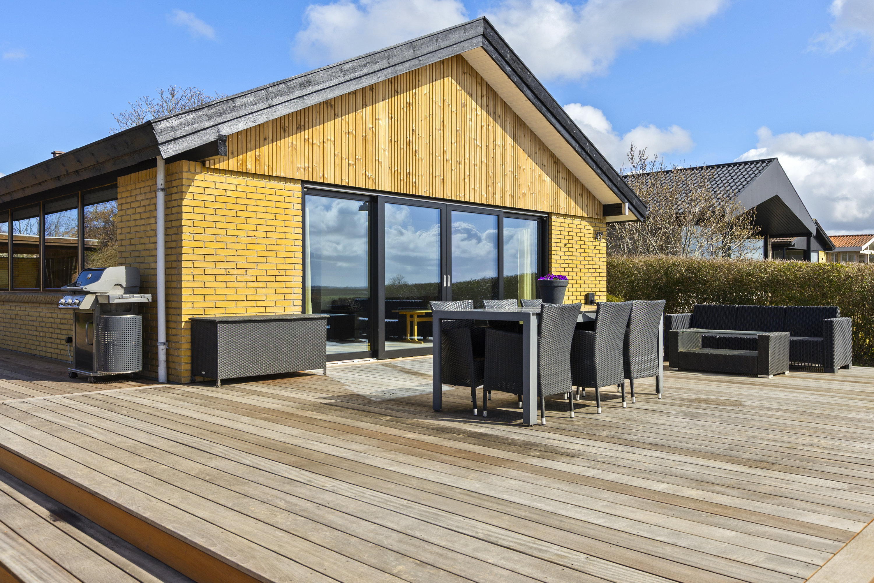 Fremhævet ejendommen billede i fuldskærmstilstand. Billede af Snekkevej 47, 4040 Jyllinge