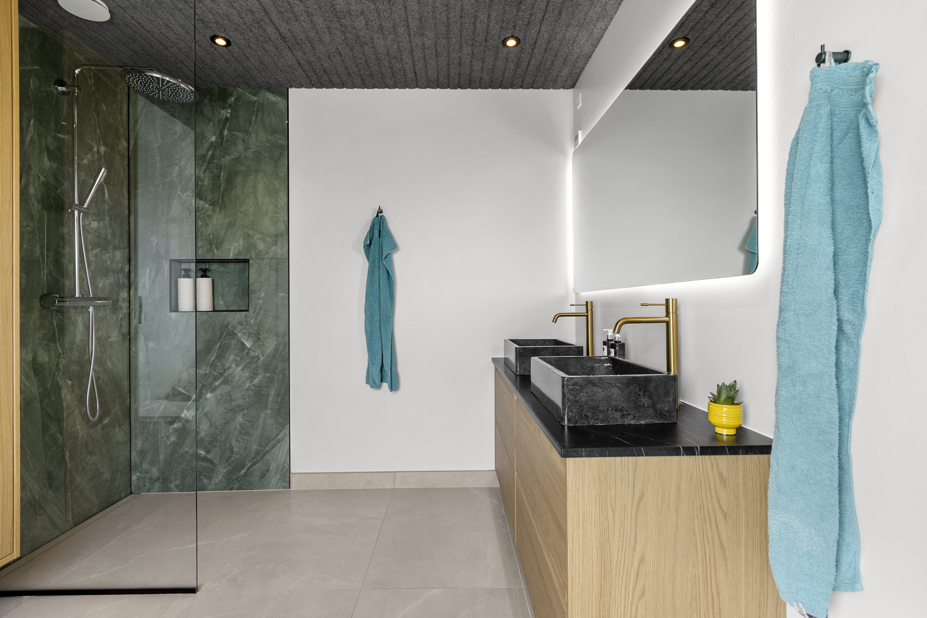 Fremhævet badeværelse billede i fuldskærmstilstand. Billede af Snekkevej 47, 4040 Jyllinge