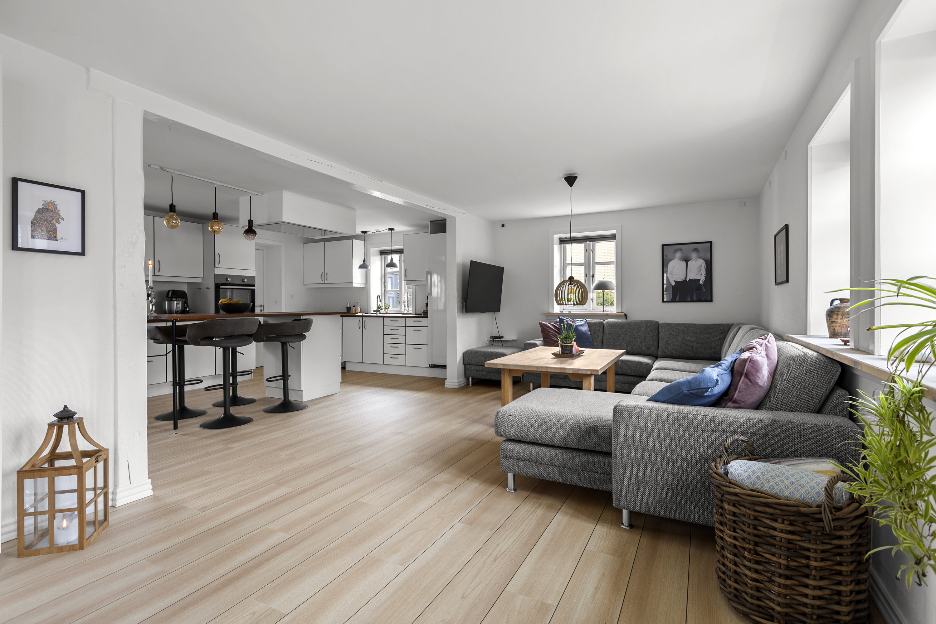 Fremhævet stue billede i fuldskærmstilstand. Billede af Bøstrupvej 7, Bøstrup, 4200 Slagelse