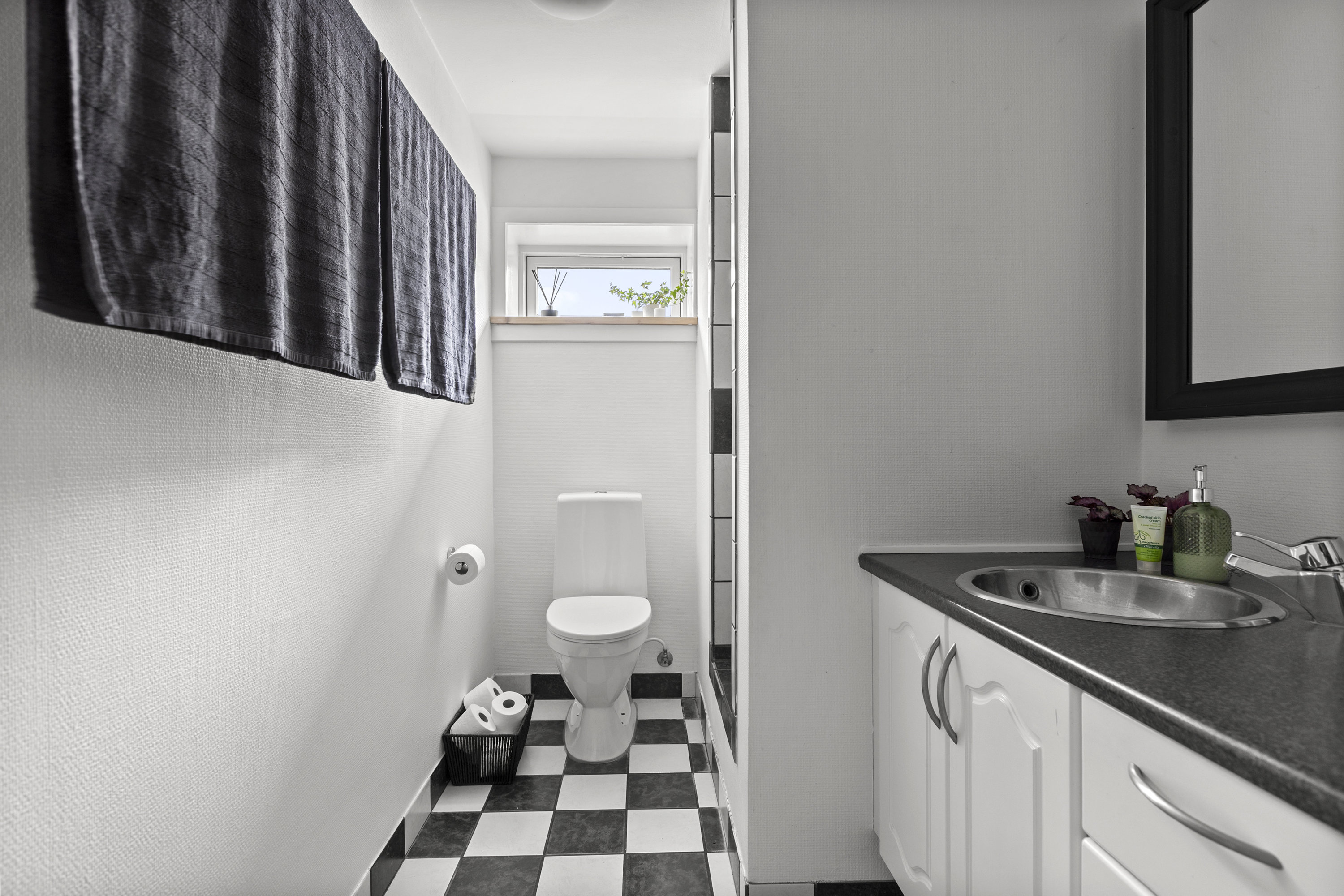 Fremhævet badeværelse billede i fuldskærmstilstand. Billede af Bøstrupvej 7, Bøstrup, 4200 Slagelse