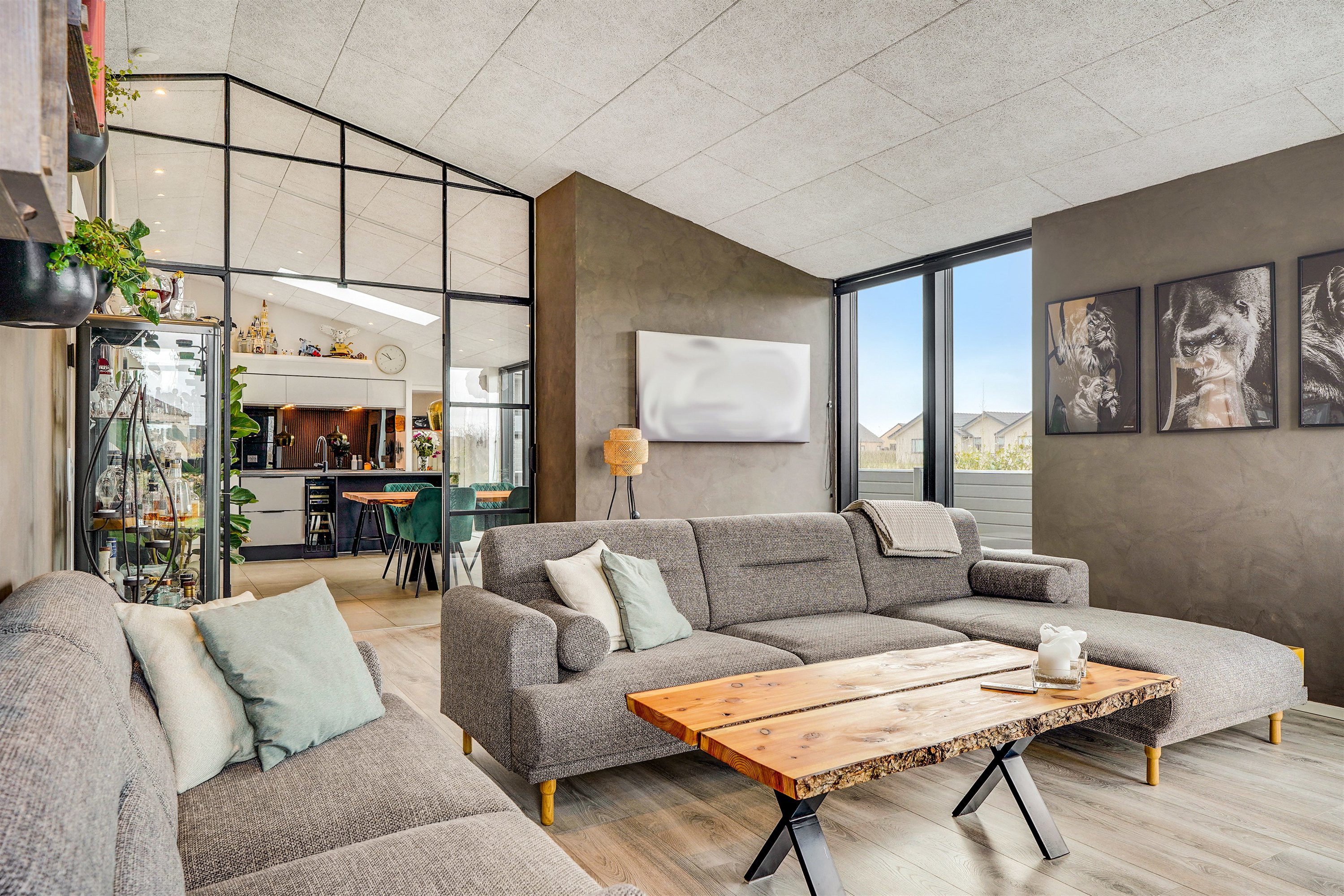 Fremhævet stue billede i fuldskærmstilstand. Billede af Sommerfuglen 3, 7190 Billund