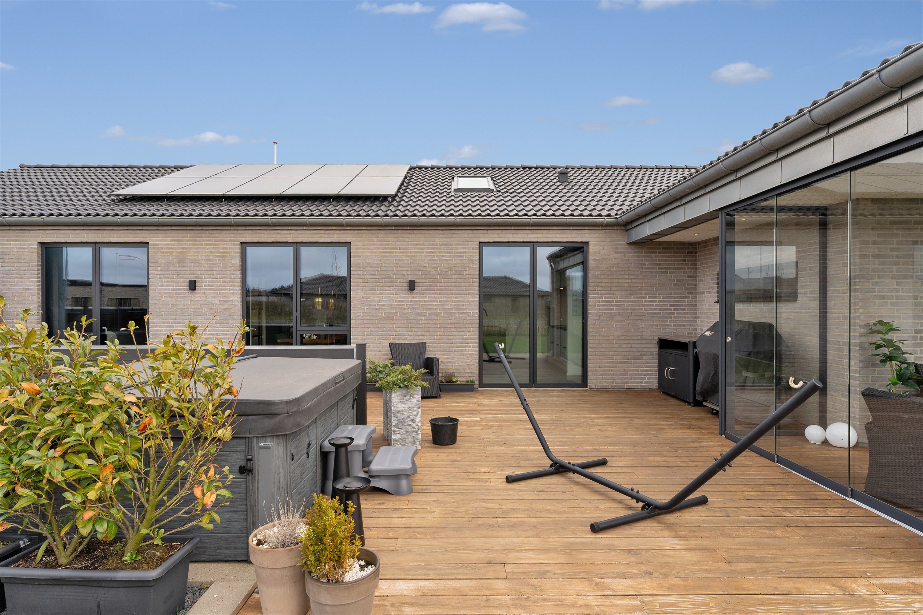 Fremhævet terrasse billede i fuldskærmstilstand. Billede af Sommerfuglen 3, 7190 Billund