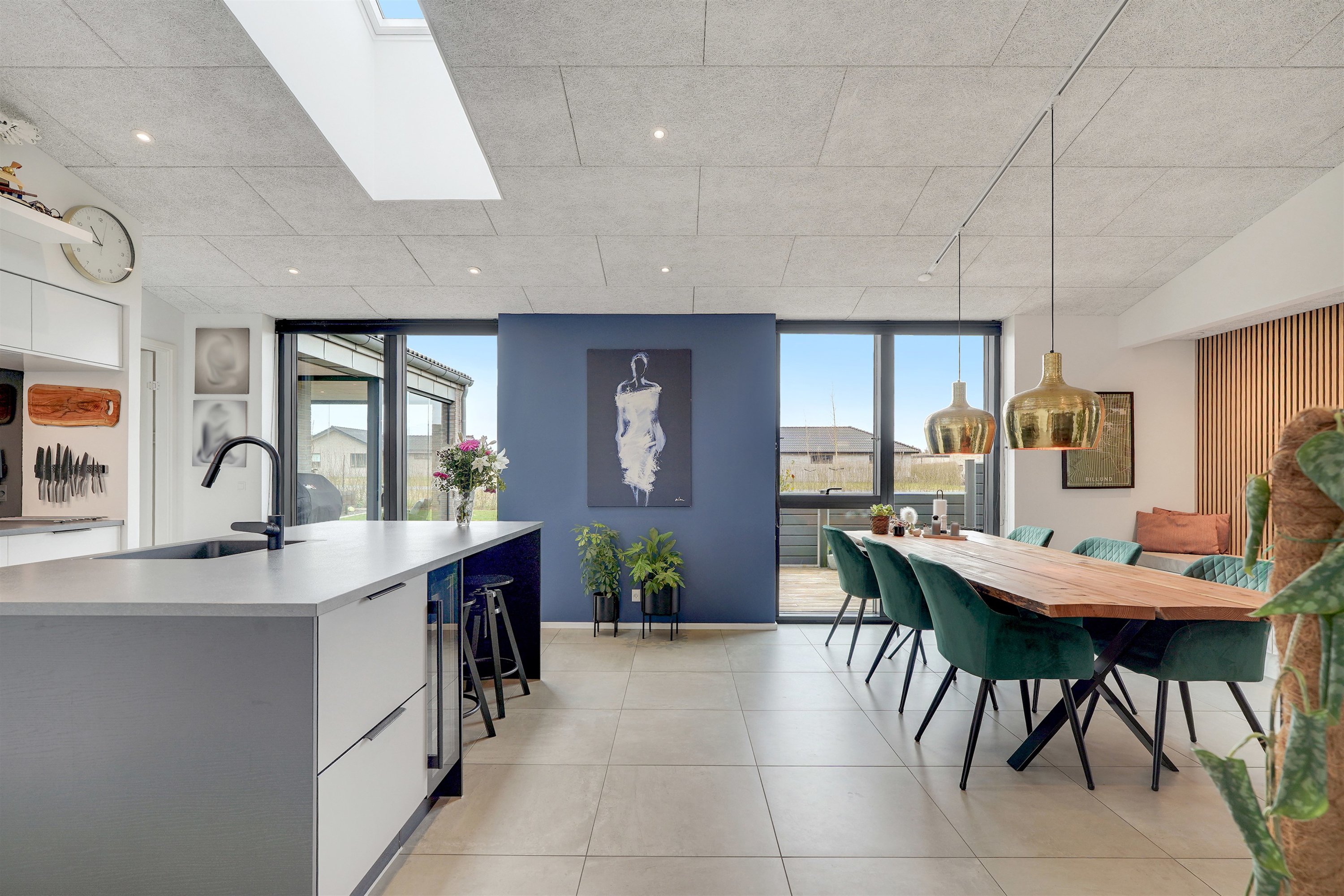 Fremhævet alrum billede i fuldskærmstilstand. Billede af Sommerfuglen 3, 7190 Billund