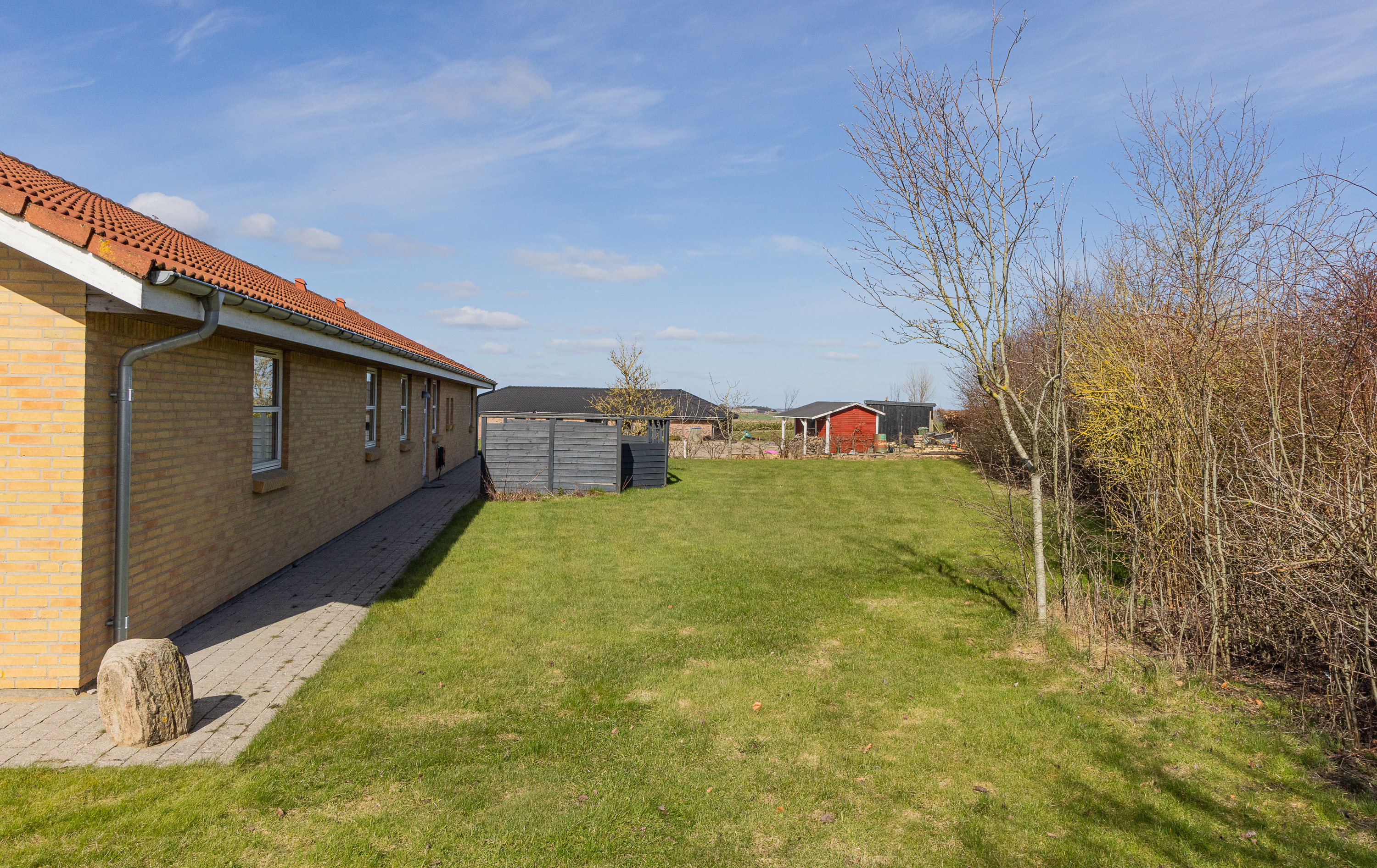 Fremhævet have billede i fuldskærmstilstand. Billede af Møldrupvej 1C, Yding, 8752 Østbirk