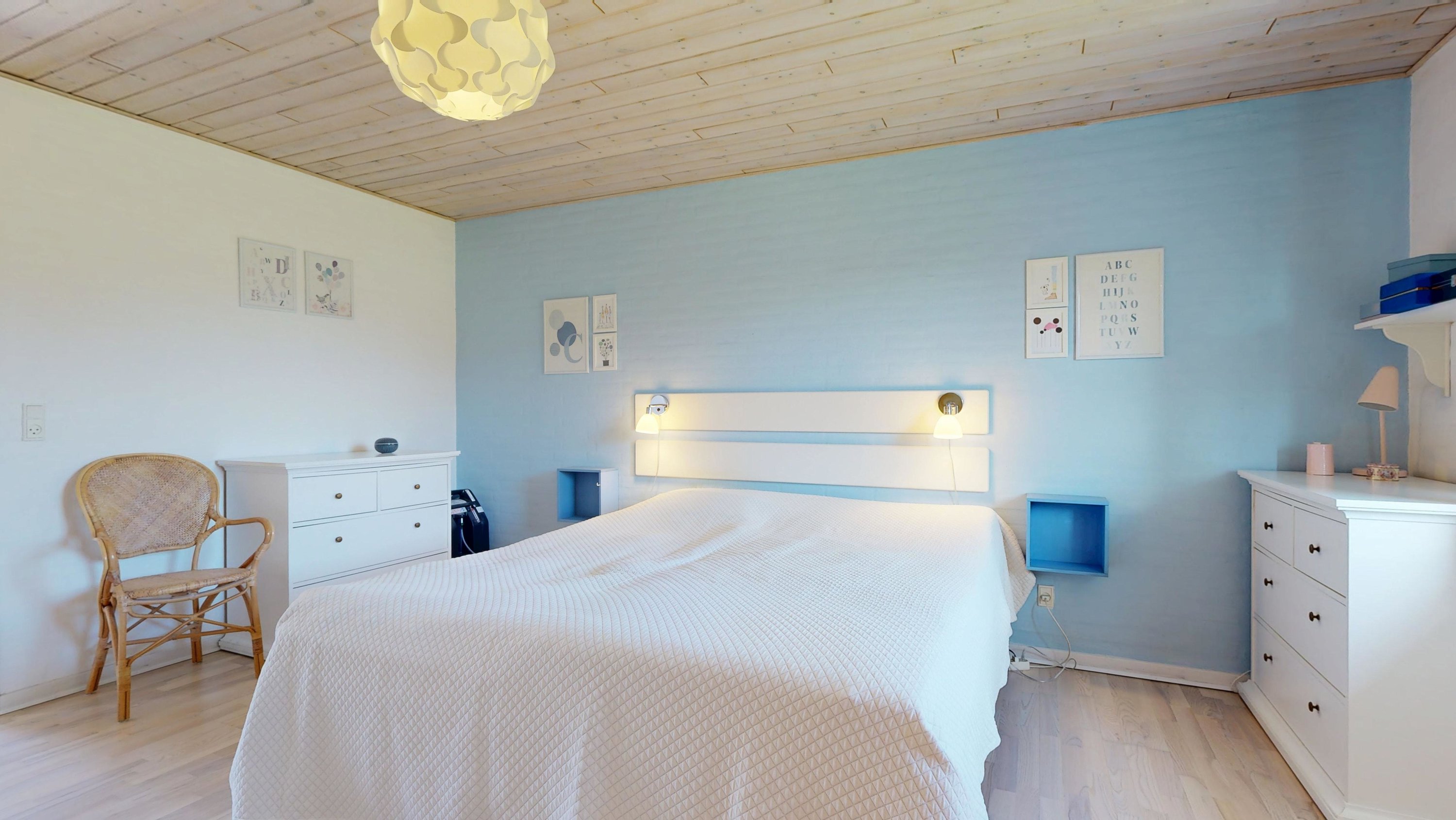 Fremhævet soveværelse billede i fuldskærmstilstand. Billede af Møldrupvej 1C, Yding, 8752 Østbirk