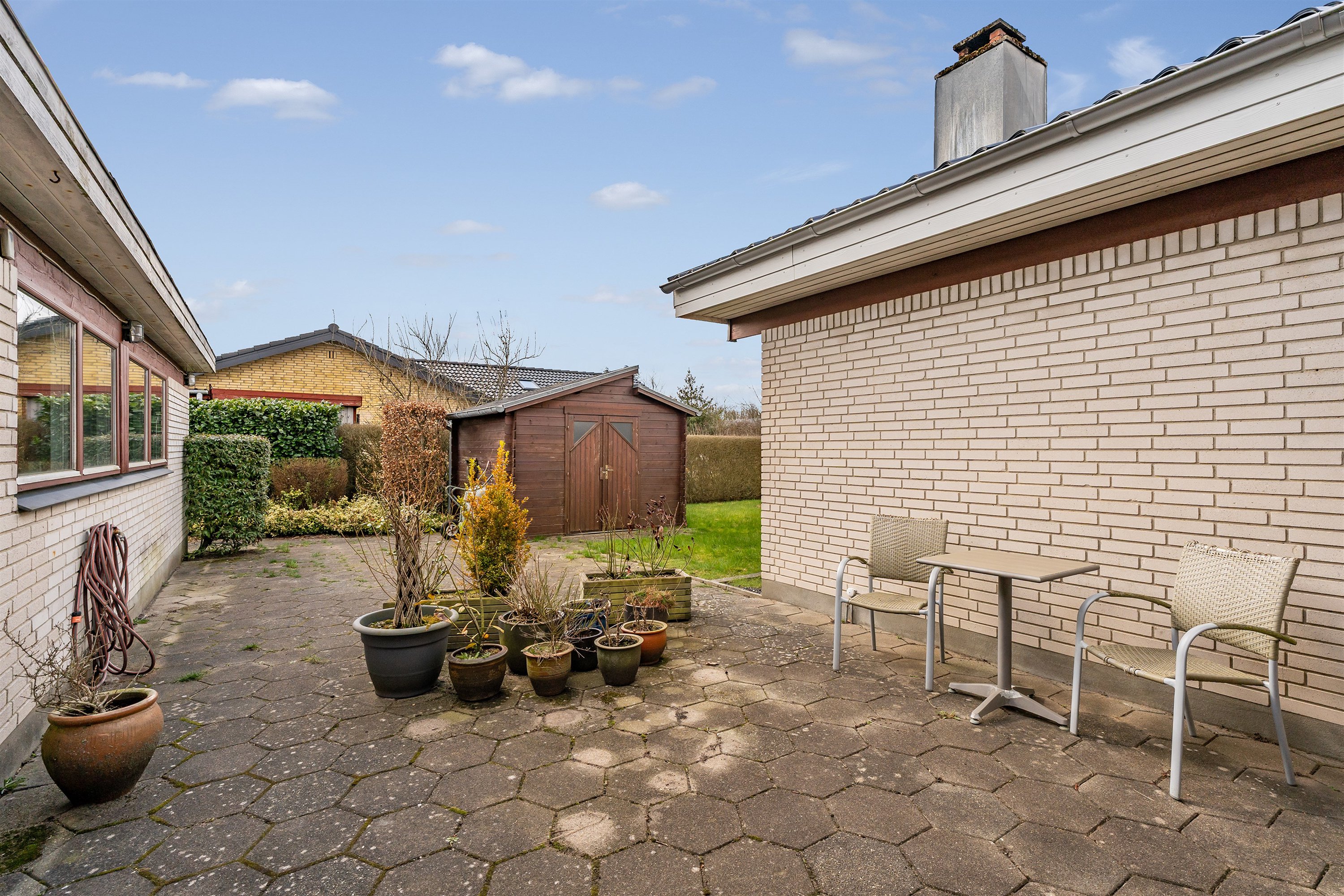 Fremhævet terrasse billede i fuldskærmstilstand. Billede af Plougslundvej 169, 7190 Billund