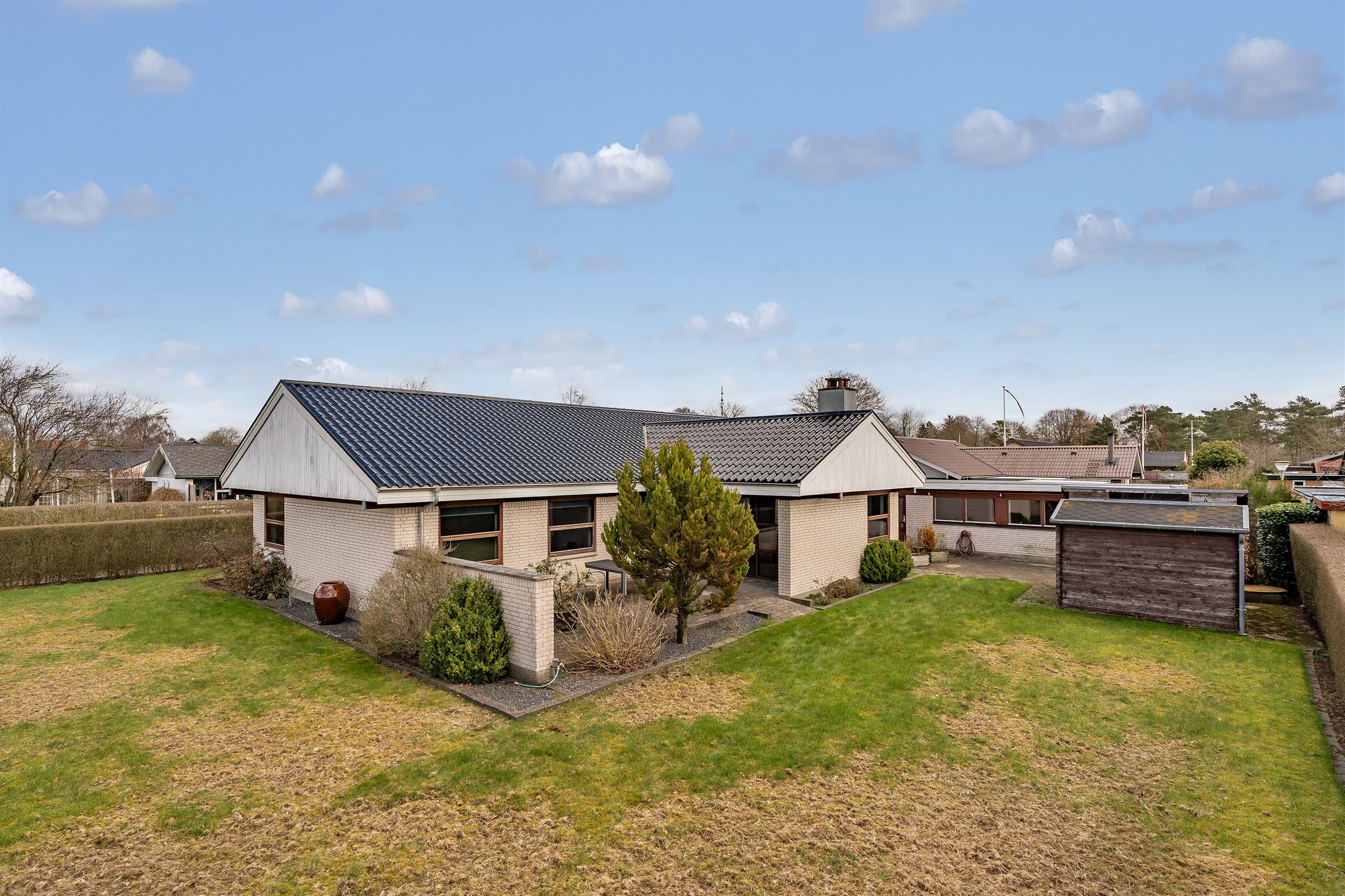 Fremhævet ejendommen billede i fuldskærmstilstand. Billede af Plougslundvej 169, 7190 Billund