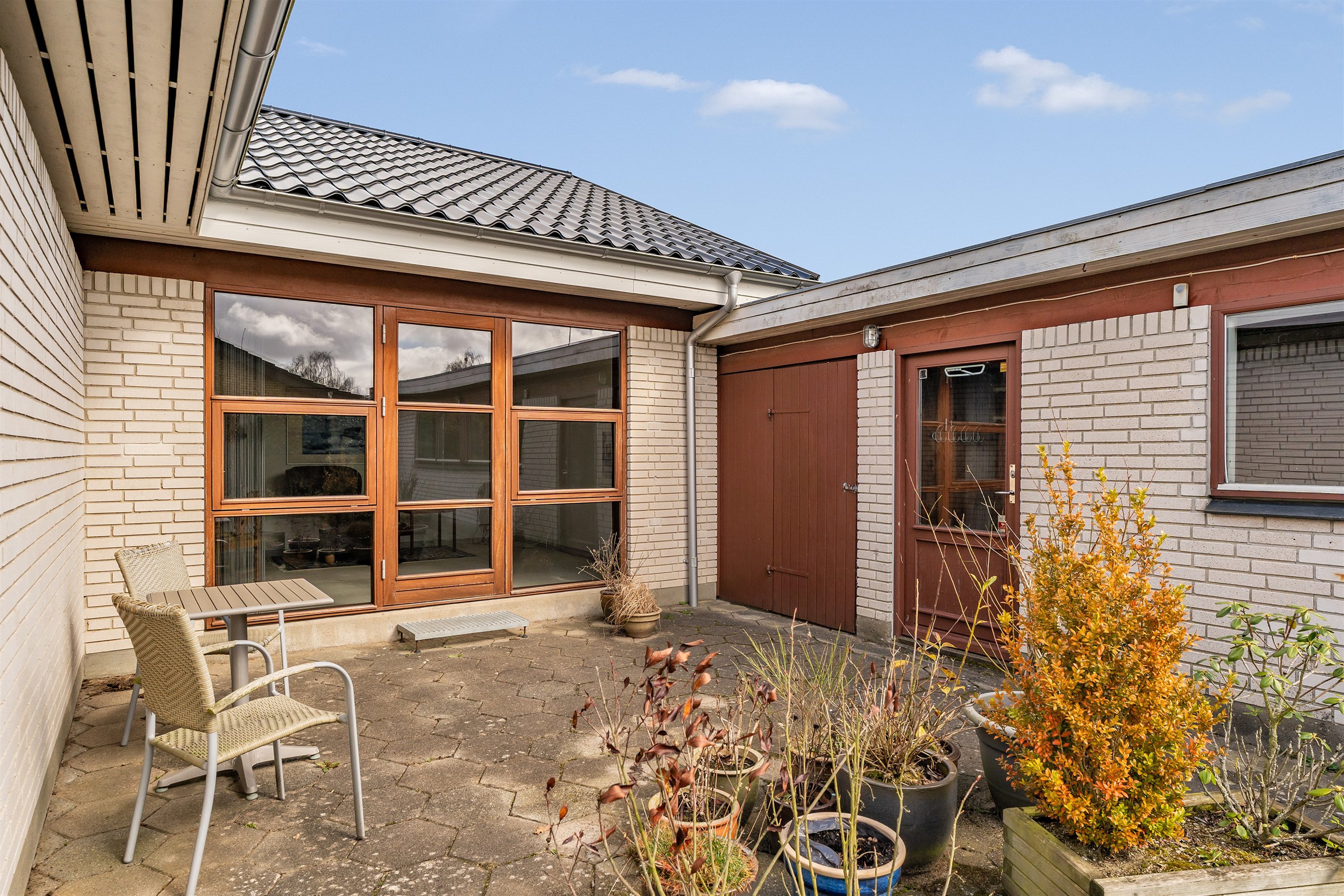 Fremhævet terrasse billede i fuldskærmstilstand. Billede af Plougslundvej 169, 7190 Billund