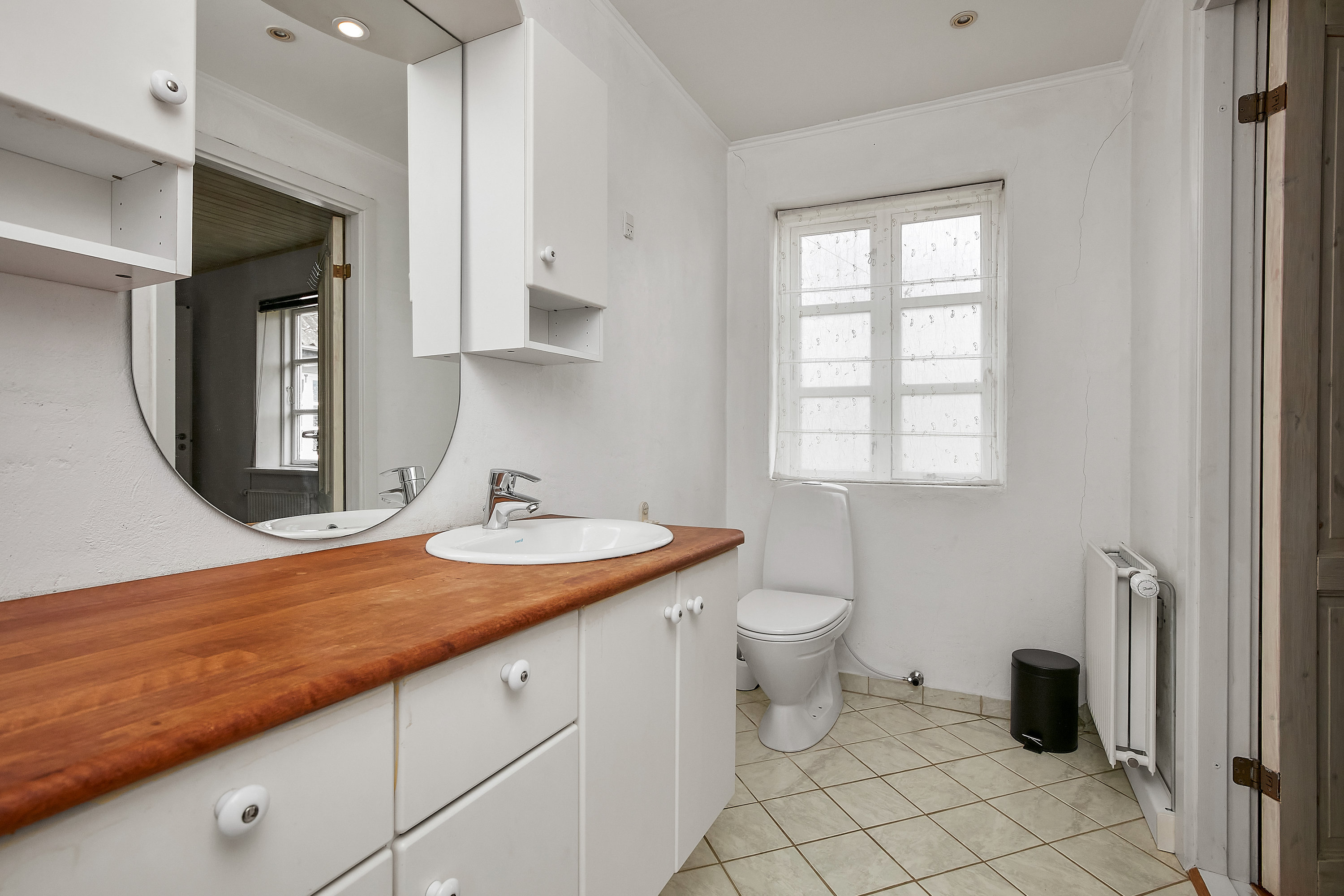 Fremhævet badeværelse billede i fuldskærmstilstand. Billede af Nordrevej 12, Tyrsted, 8700 Horsens