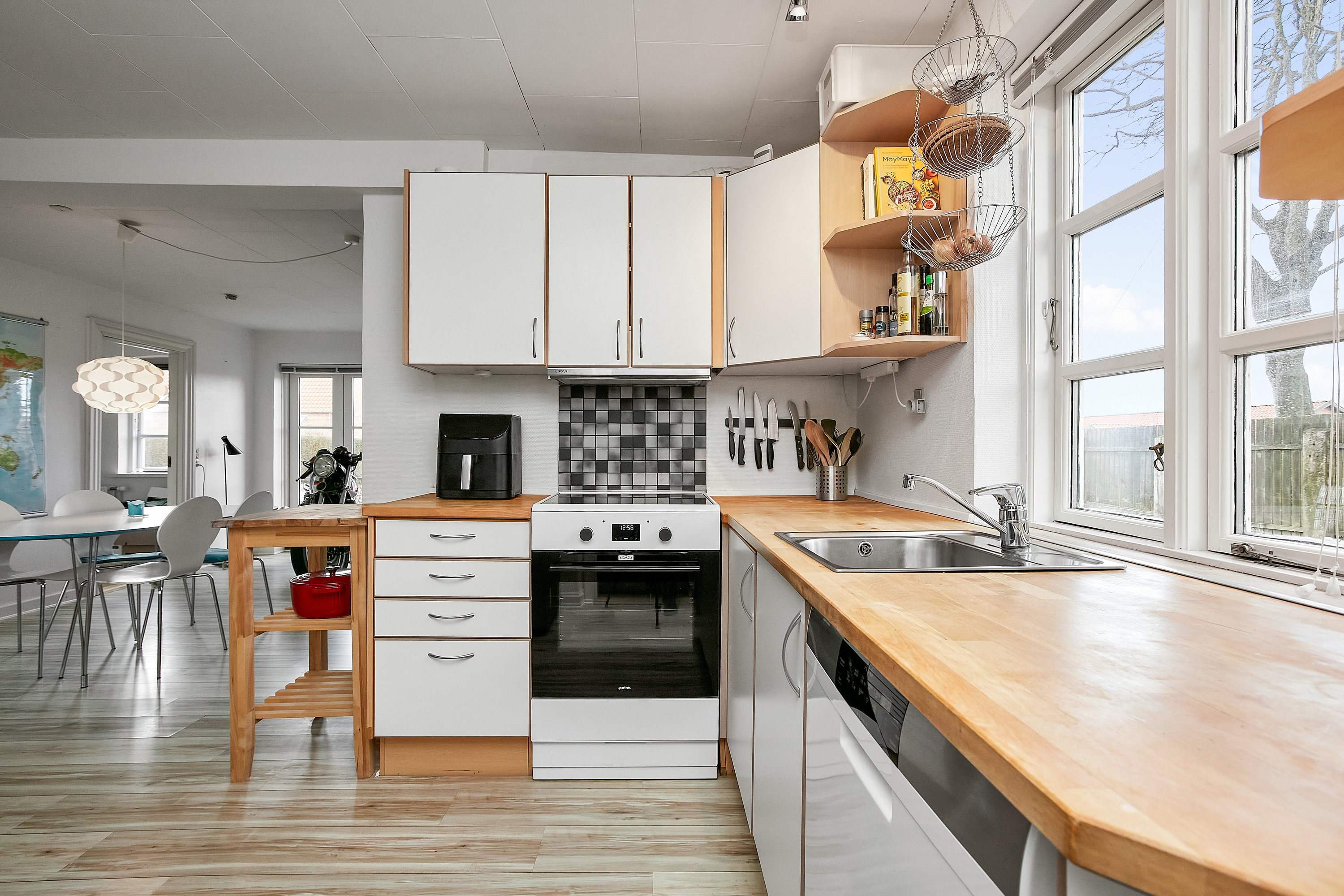 Fremhævet køkken billede i fuldskærmstilstand. Billede af Nordrevej 12, Tyrsted, 8700 Horsens