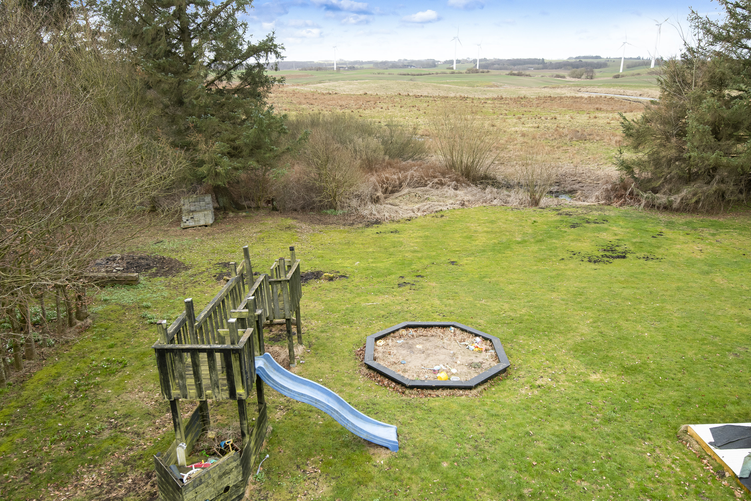 Fremhævet  billede i fuldskærmstilstand. Billede af Sæsingvej 25, 9830 Tårs