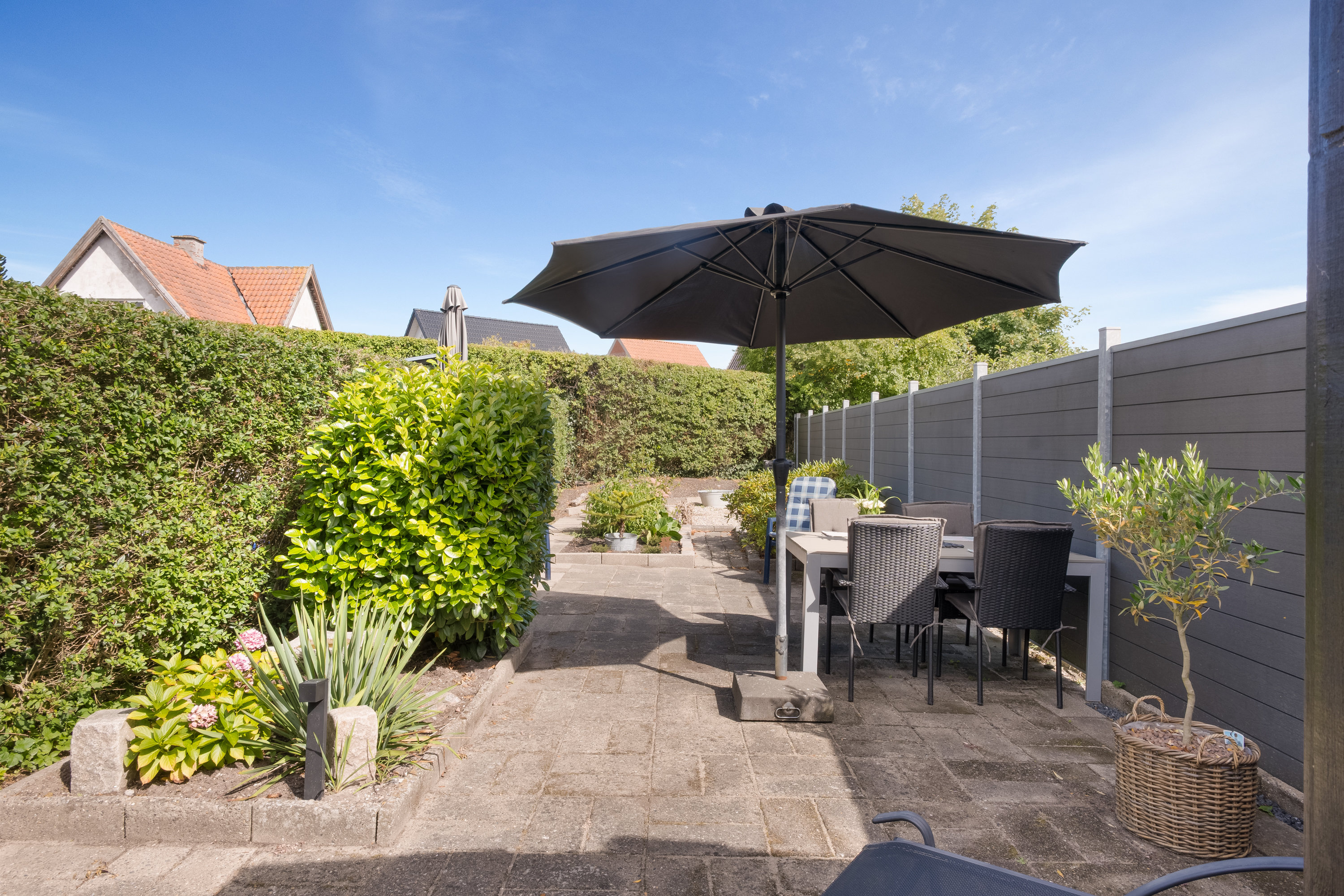 Fremhævet terrasse billede i fuldskærmstilstand. Billede af Odensevej 45, 5500 Middelfart