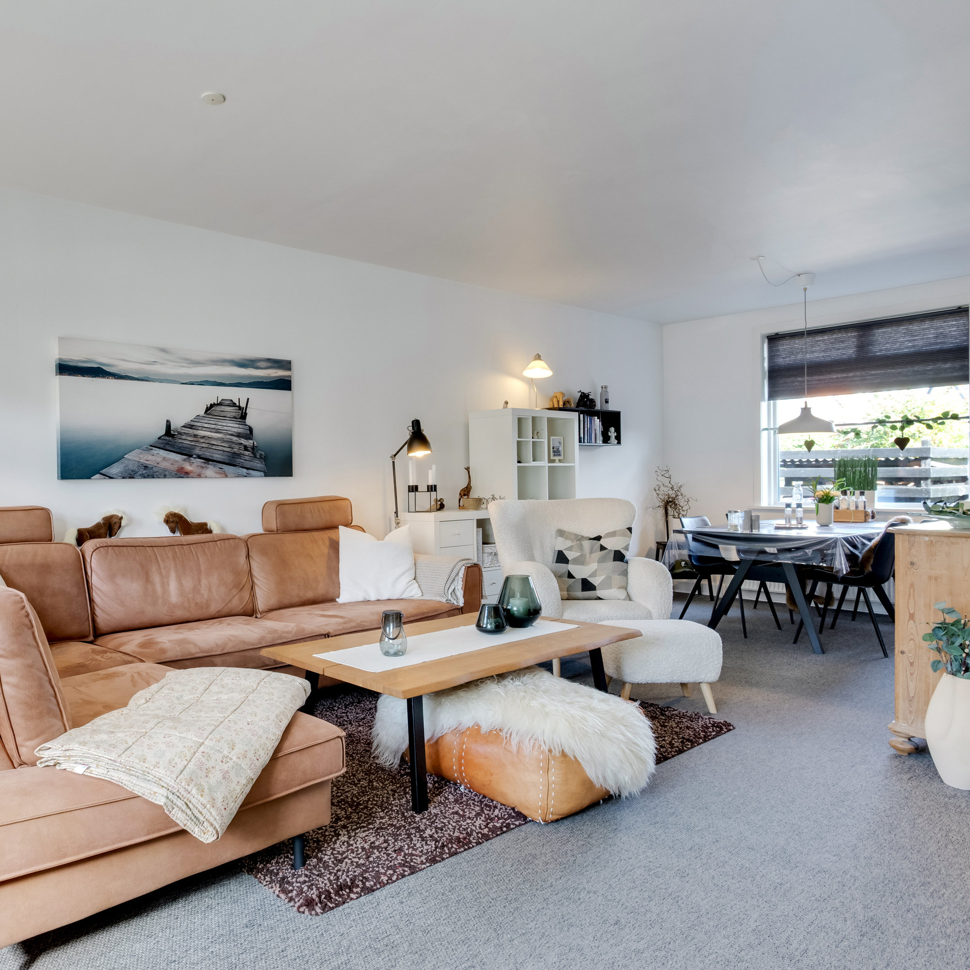 Fremhævet stue billede i fuldskærmstilstand. Billede af Odensevej 45, 5500 Middelfart