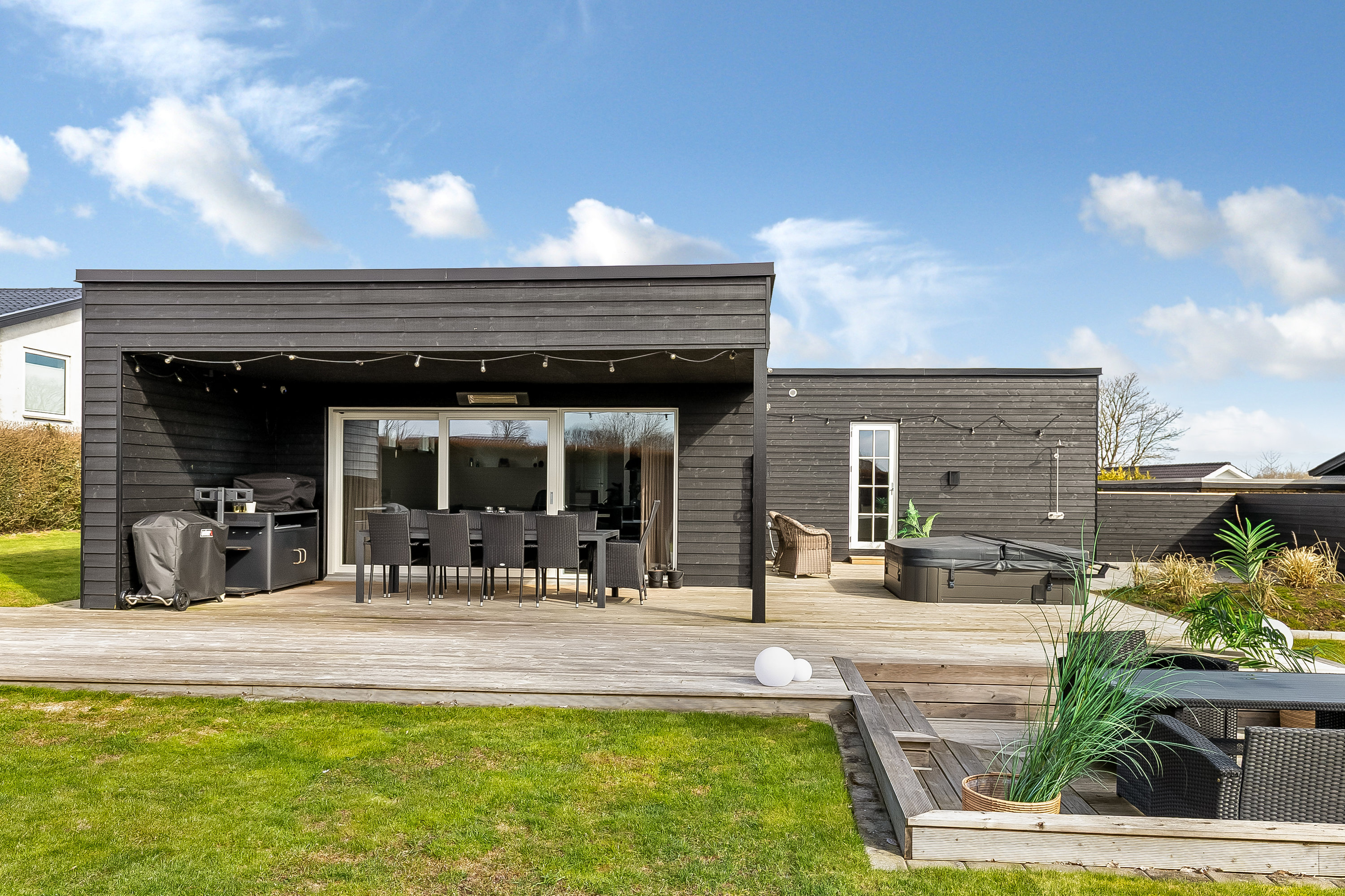 Fremhævet ejendommen billede i fuldskærmstilstand. Billede af Jupitervej 11, 7100 Vejle