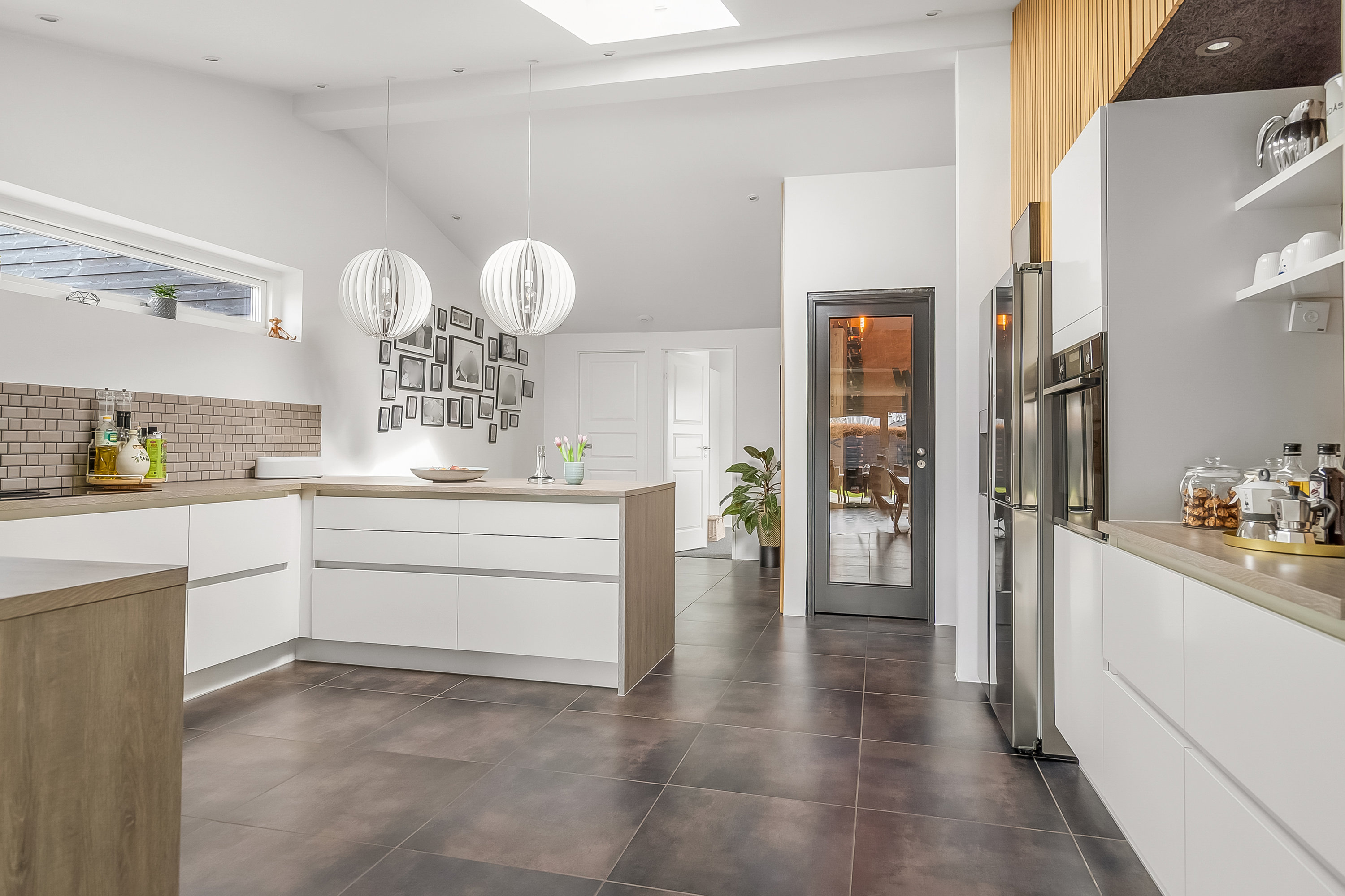 Fremhævet køkken alrum billede i fuldskærmstilstand. Billede af Jupitervej 11, 7100 Vejle