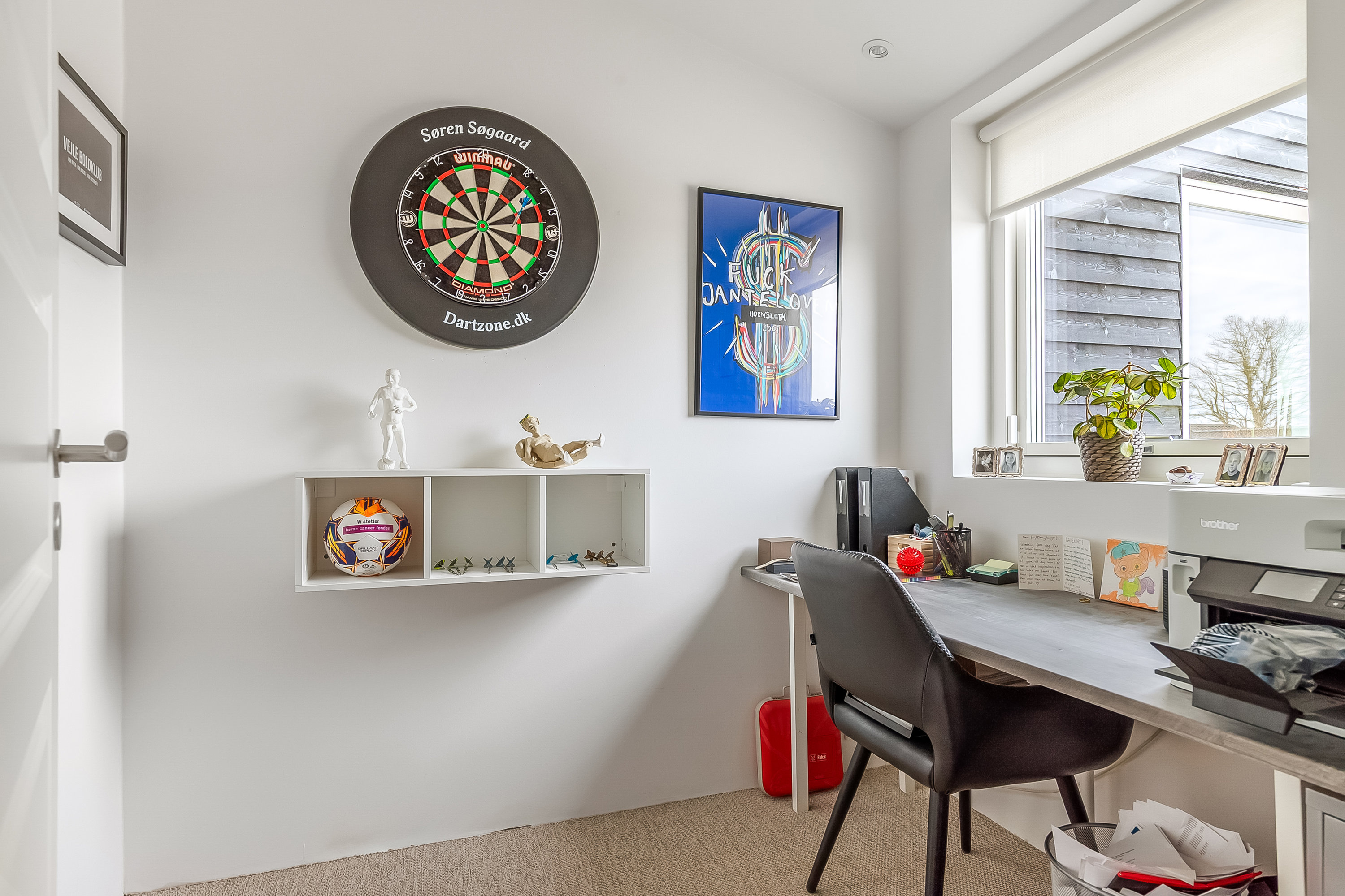 Fremhævet kontor billede i fuldskærmstilstand. Billede af Jupitervej 11, 7100 Vejle