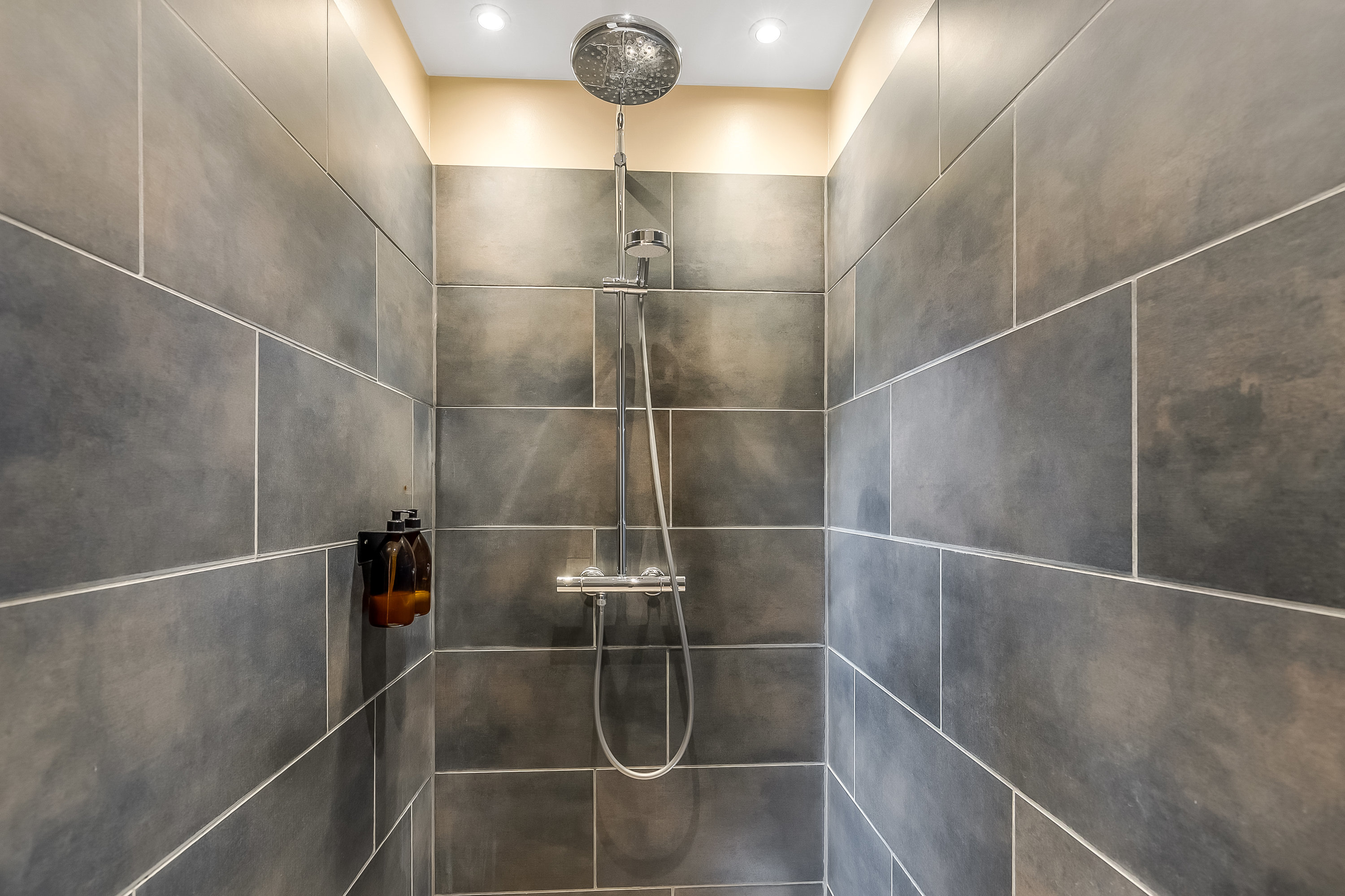 Fremhævet badeværelse billede i fuldskærmstilstand. Billede af Jupitervej 11, 7100 Vejle