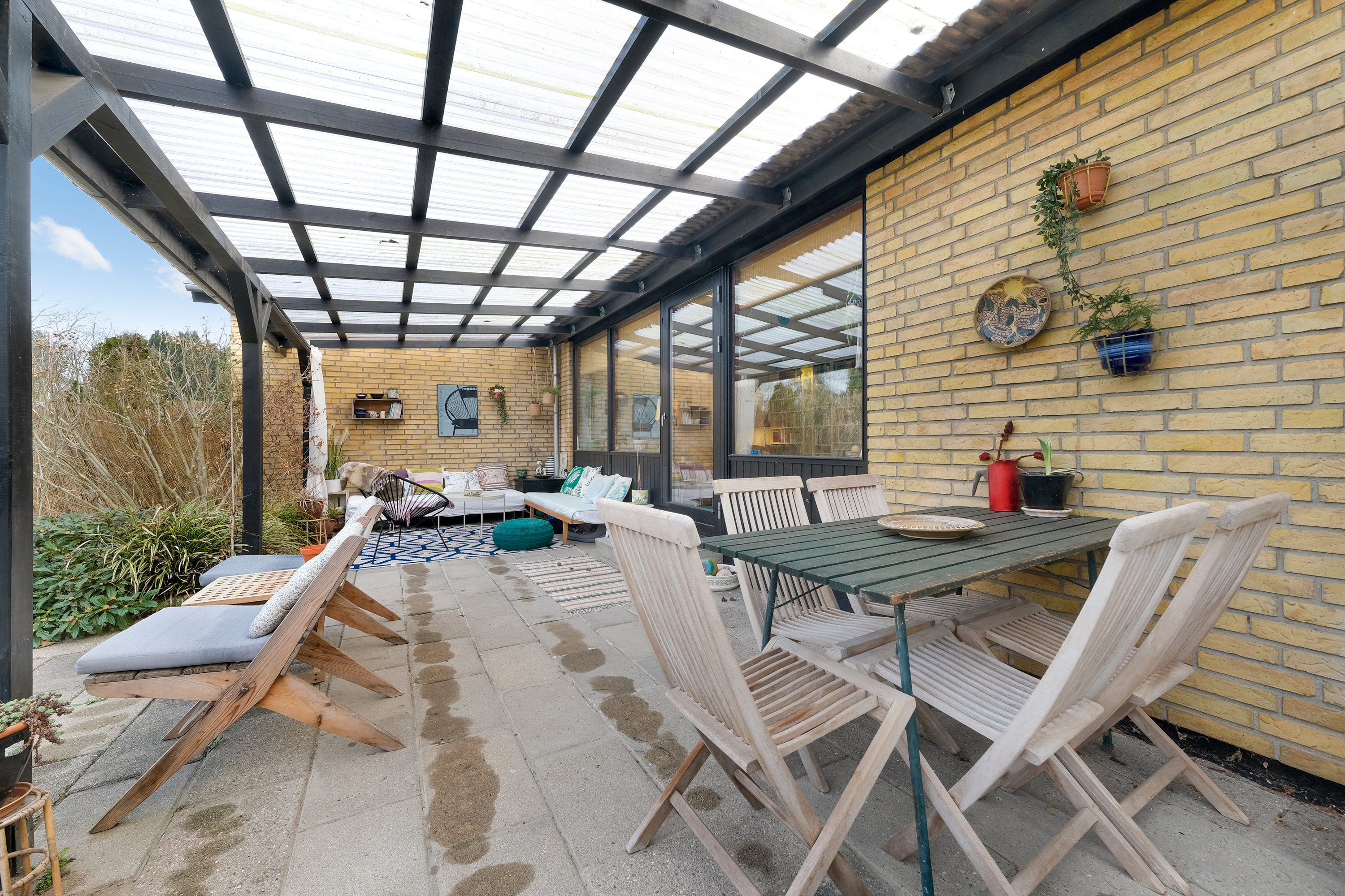 Fremhævet overdækket terrasse billede i fuldskærmstilstand. Billede af Arreskovvænget 18, 5230 Odense M