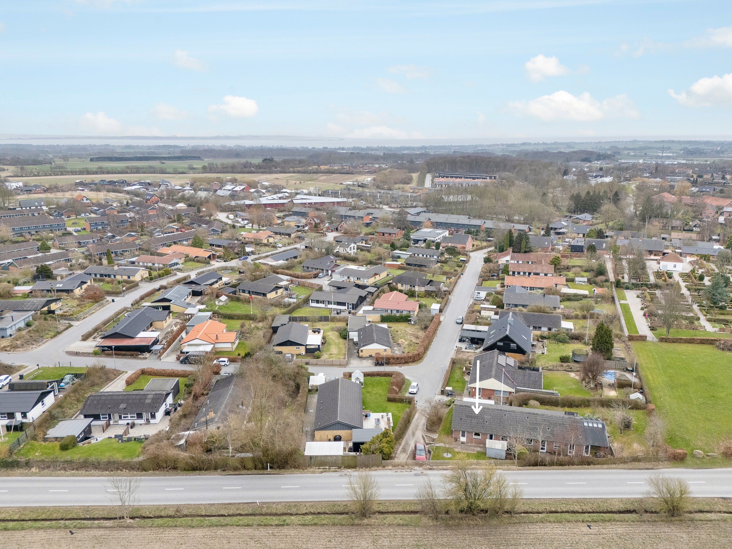 Fremhævet luftfoto billede i fuldskærmstilstand. Billede af Mølledalen 15A, 8530 Hjortshøj