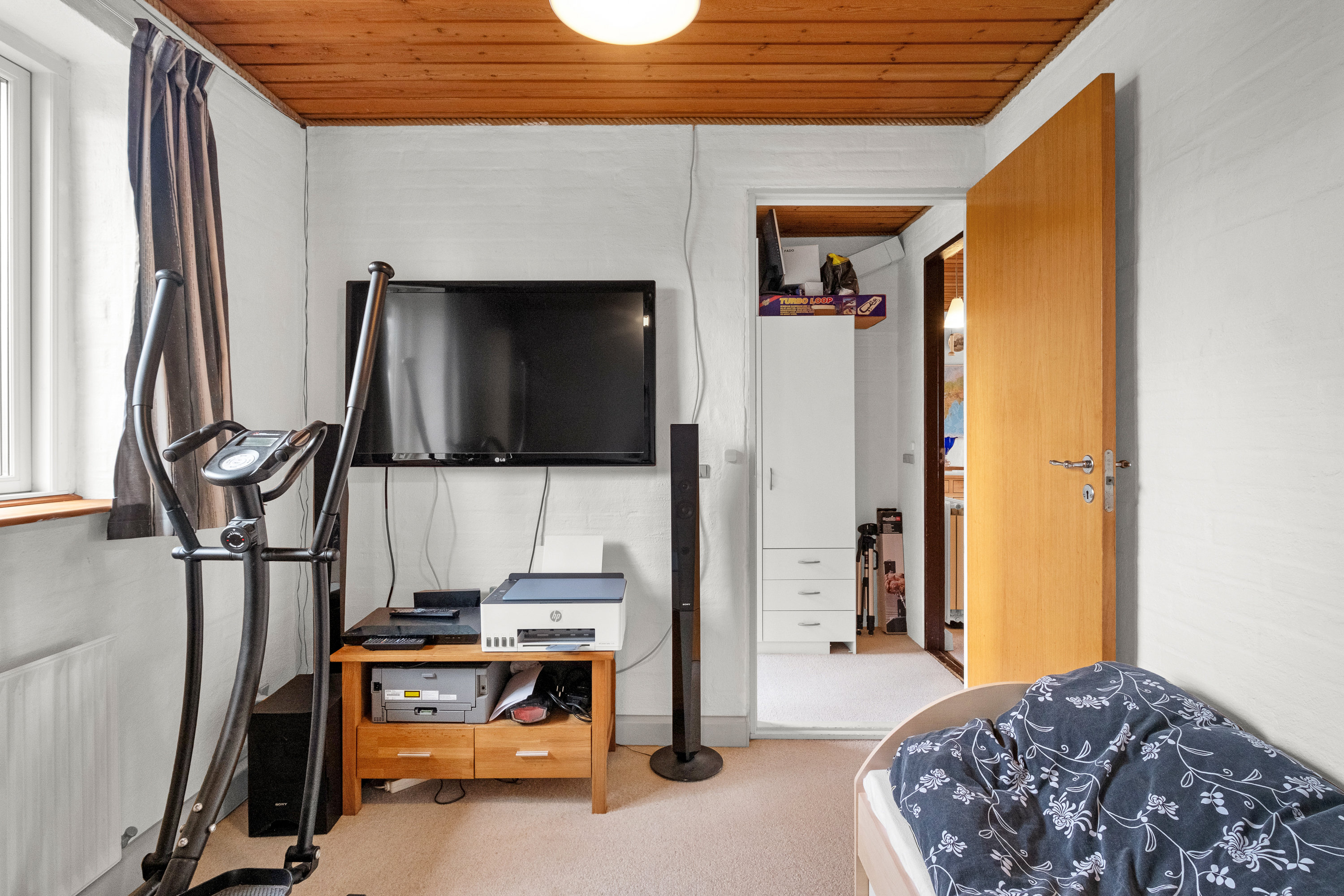 Fremhævet værelse billede i fuldskærmstilstand. Billede af Mølledalen 15A, 8530 Hjortshøj