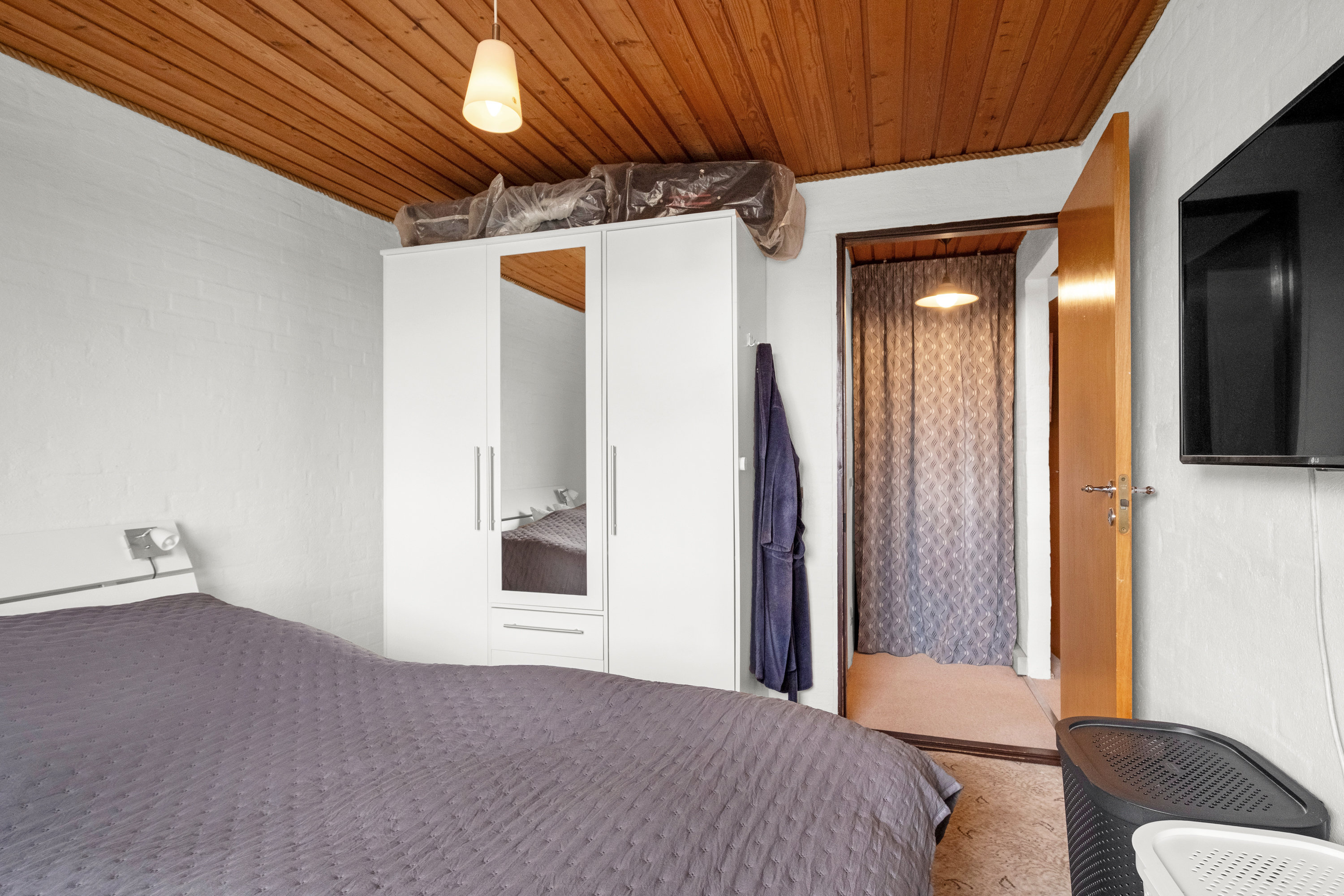 Fremhævet soveværelse billede i fuldskærmstilstand. Billede af Mølledalen 15A, 8530 Hjortshøj