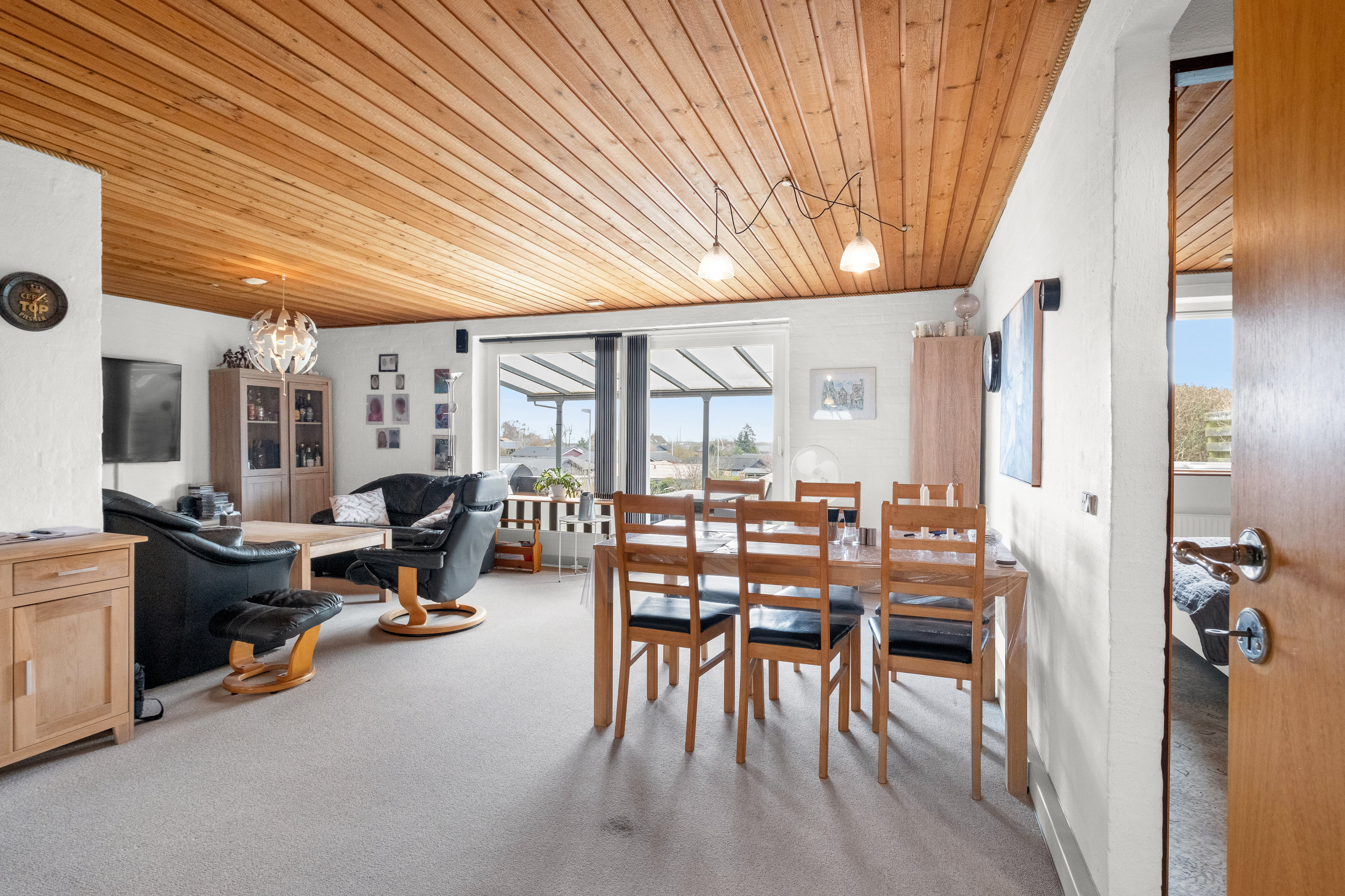 Fremhævet stue billede i fuldskærmstilstand. Billede af Mølledalen 15A, 8530 Hjortshøj